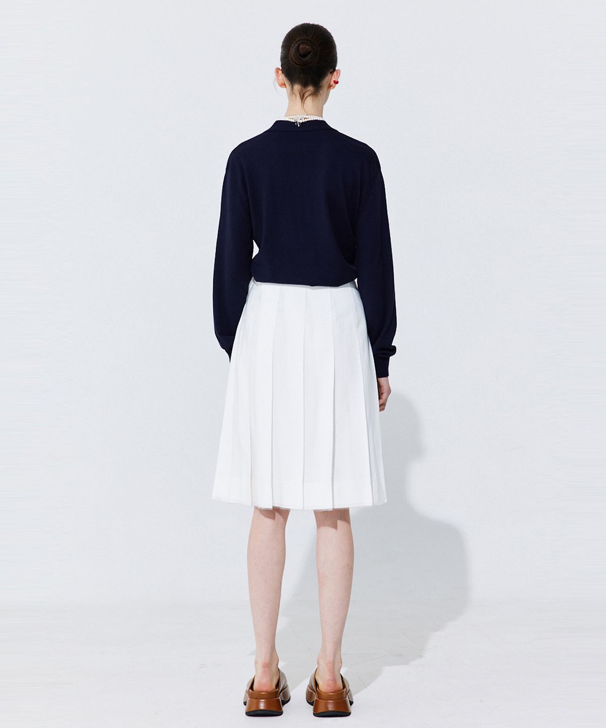 분더캄머(WNDERKAMMER) Raw-cut Pleats Skirt_White (로우컷 플리츠 스커트_화이트)