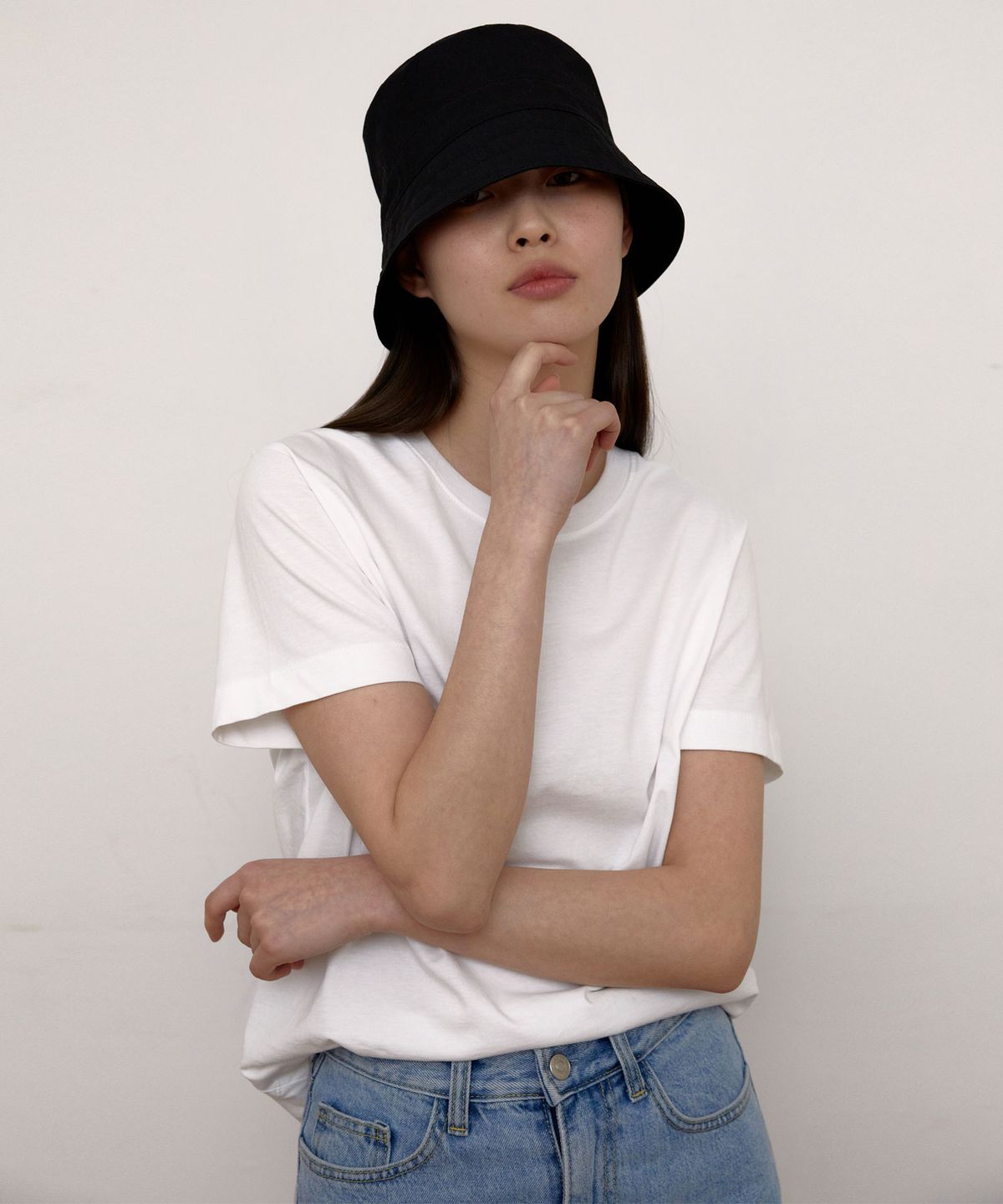 38컴온커먼(38COMEONCOMMON) Cotton Bucket Hat (Black)