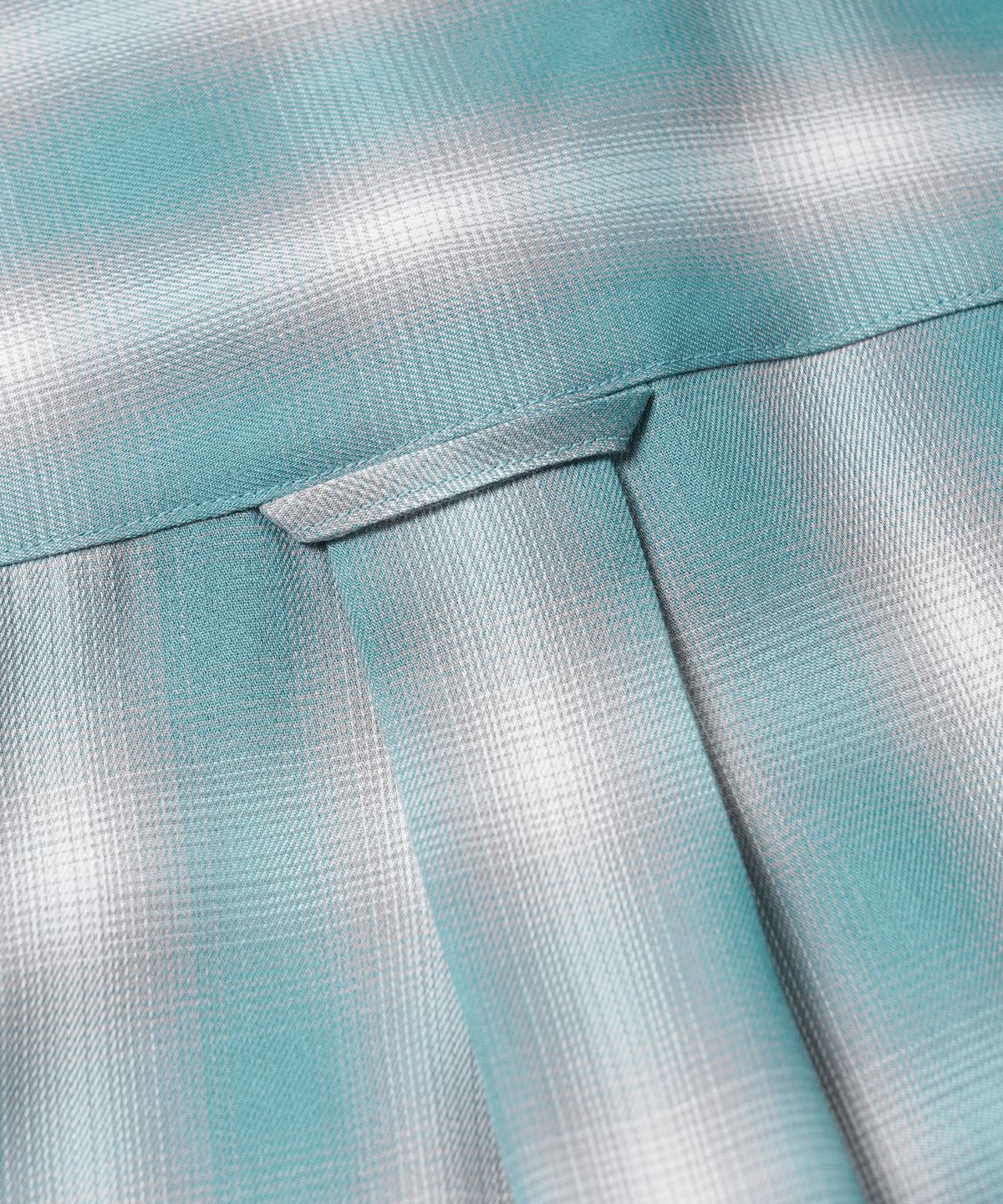 프리즘웍스(FRIZMWORKS) OMBRE CHECK RELAXED SHIRT _ MINT