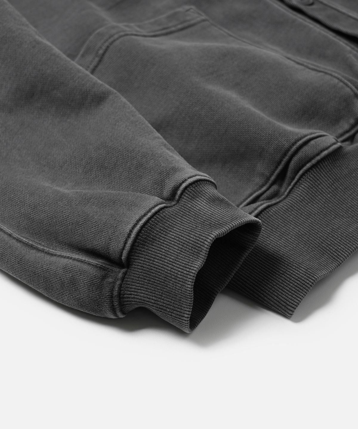 프리즘웍스(FRIZMWORKS) PIGMENT DYEING HEAVYWEIGHT CARDIGAN _ CHARCOAL