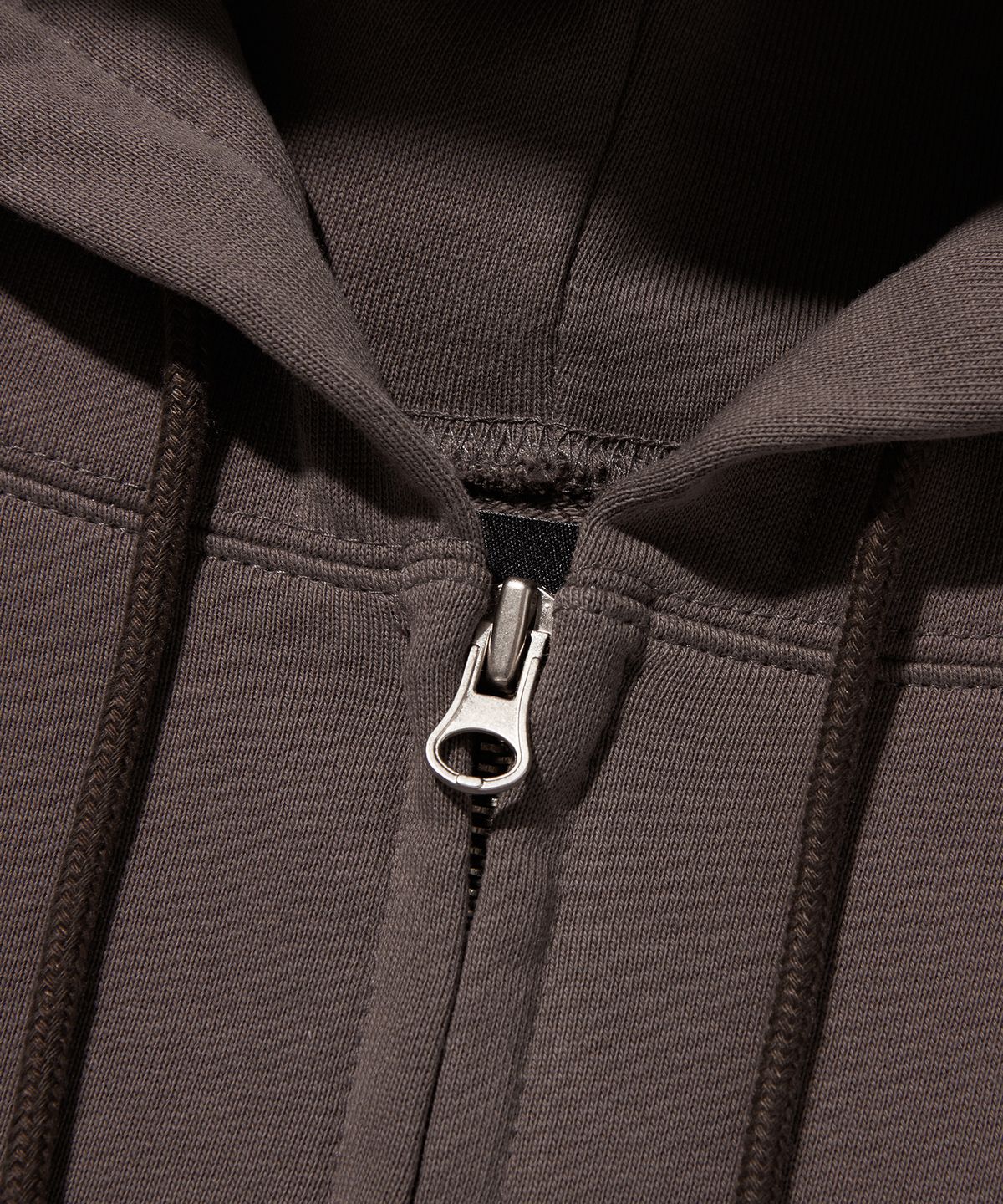 스웨이드(SUADE) CROP HOOD ZIP UP [MOCHA BROWN]