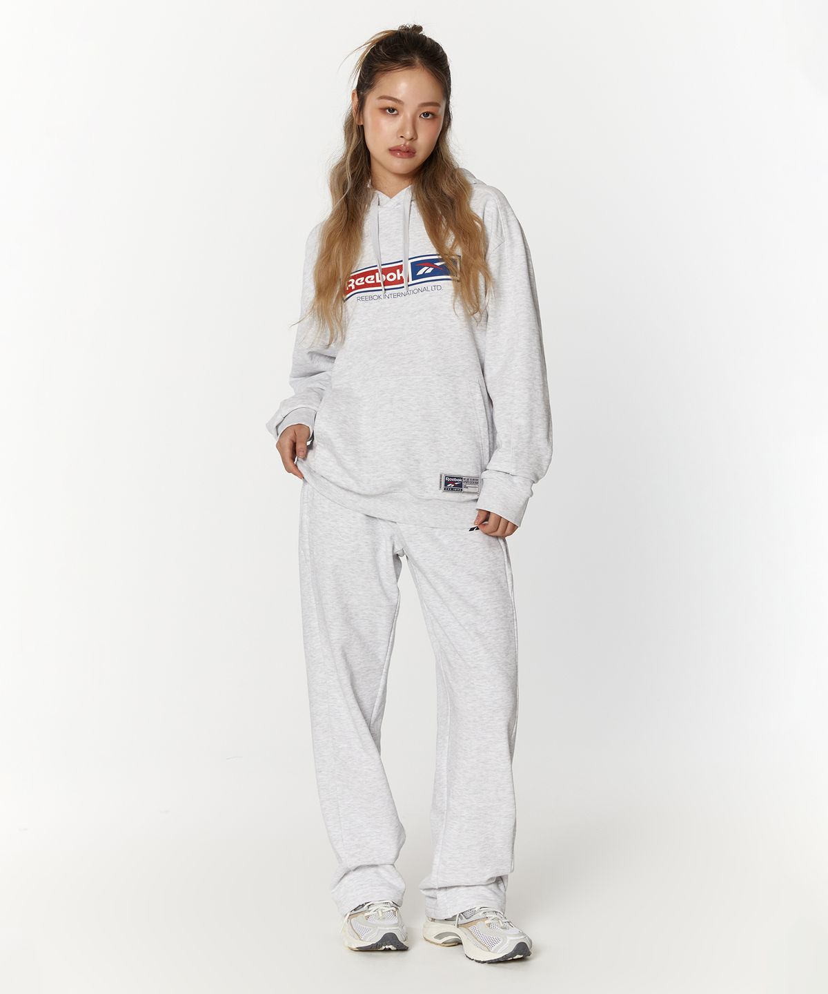 리복(REEBOK) 웜업 스웨트 팬츠 - 그레이