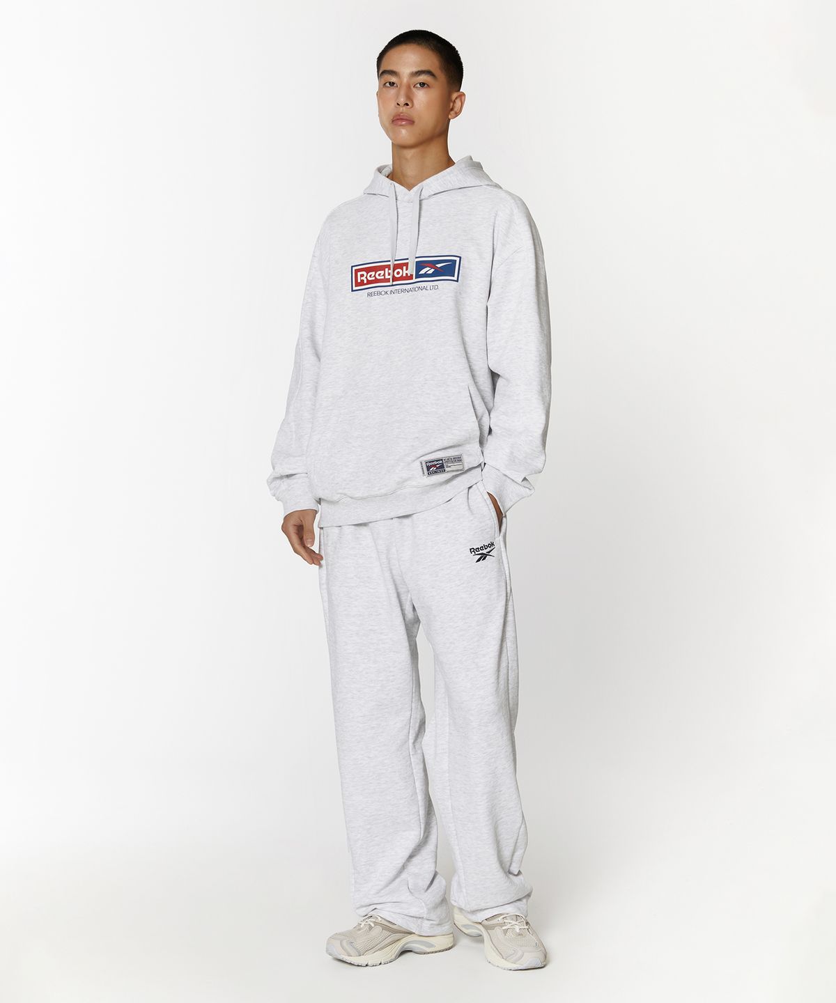 리복(REEBOK) 웜업 스웨트 팬츠 - 그레이