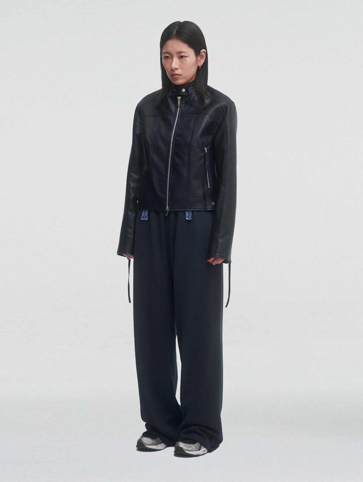 뚜오미오(TUOMIO) MULTI-PANELED MOTOR JACKET [BLACK]