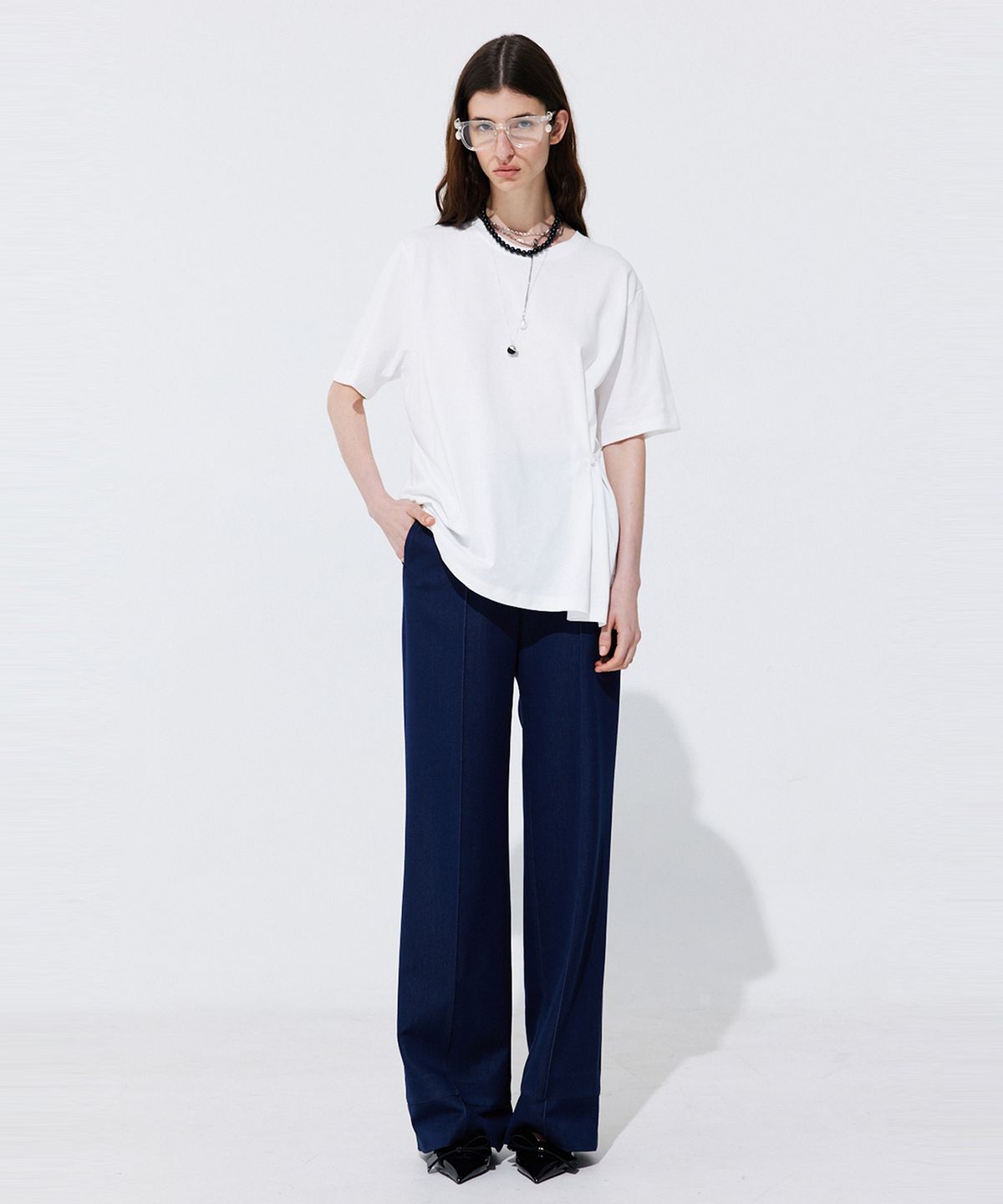 분더캄머(WNDERKAMMER) Pintuck Straight Trousers_Navy (핀턱 스트레이트 트라우져_네이비)