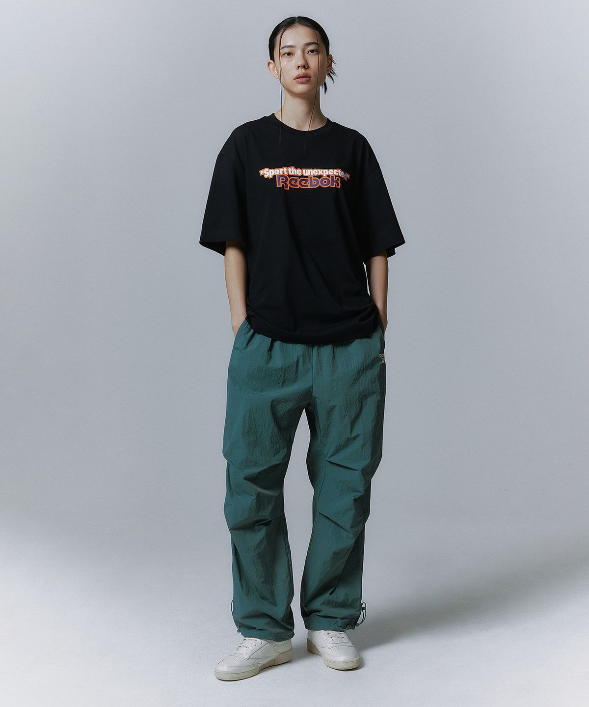 리복(REEBOK) 벡터 플래시 파라슈트 팬츠 - 그린