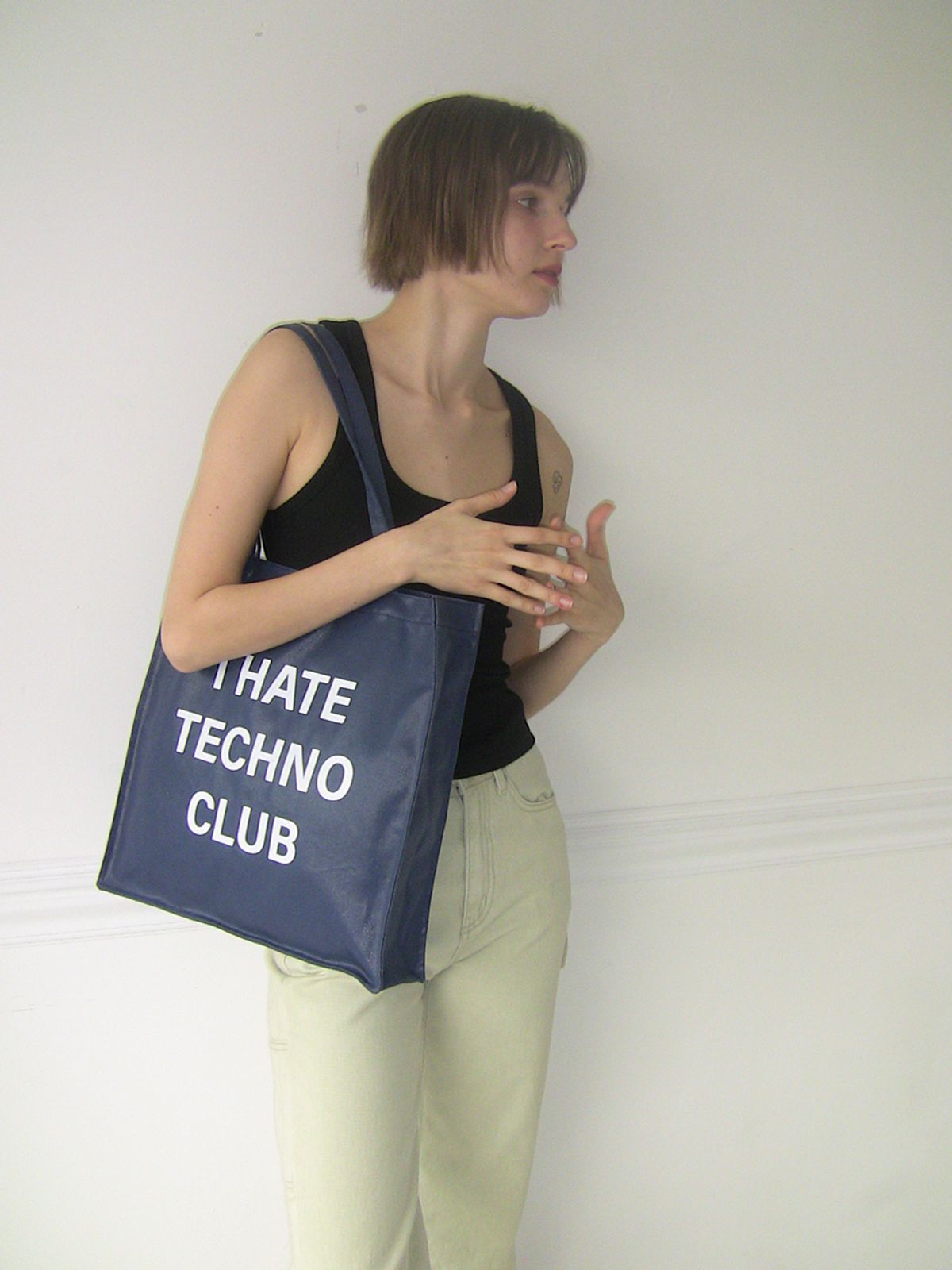 필인더블랭크(FILLINTHEBLANK) Stance Coated Multi Bag (navy)
