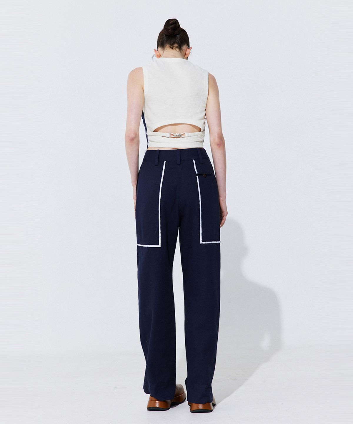 분더캄머(WNDERKAMMER) Color-Block Point linen Trousers_Navy (컬러 블록 포인트 린넨 트라우져_네이비)