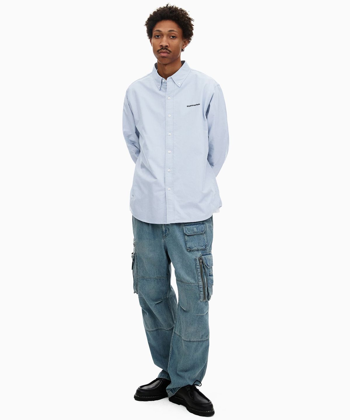 디스이즈네버댓(THISISNEVERTHAT) T-Logo Oxford Shirt Blue