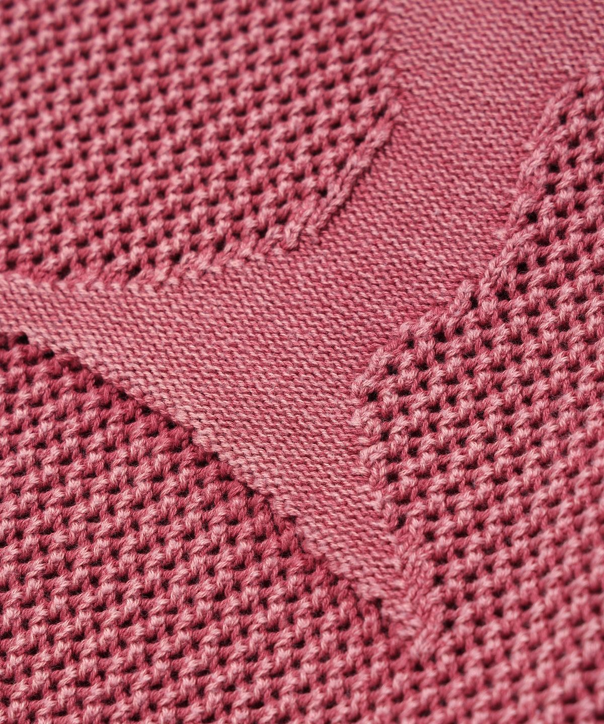 크리틱(CRITIC) WORMHOLE LOGO NATURAL DYEING MESH KNIT PINK
