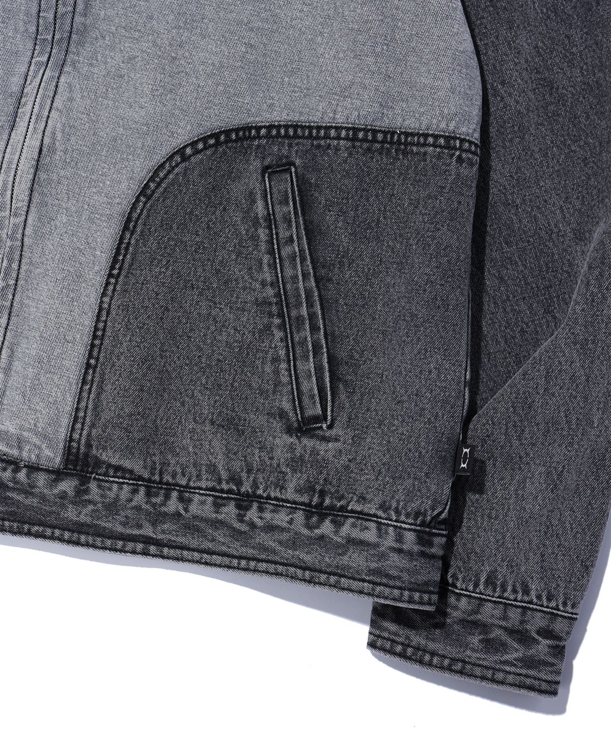 크리틱(CRITIC) WORMHOLE LOGO TWO TONE JACKET DARK GREY
