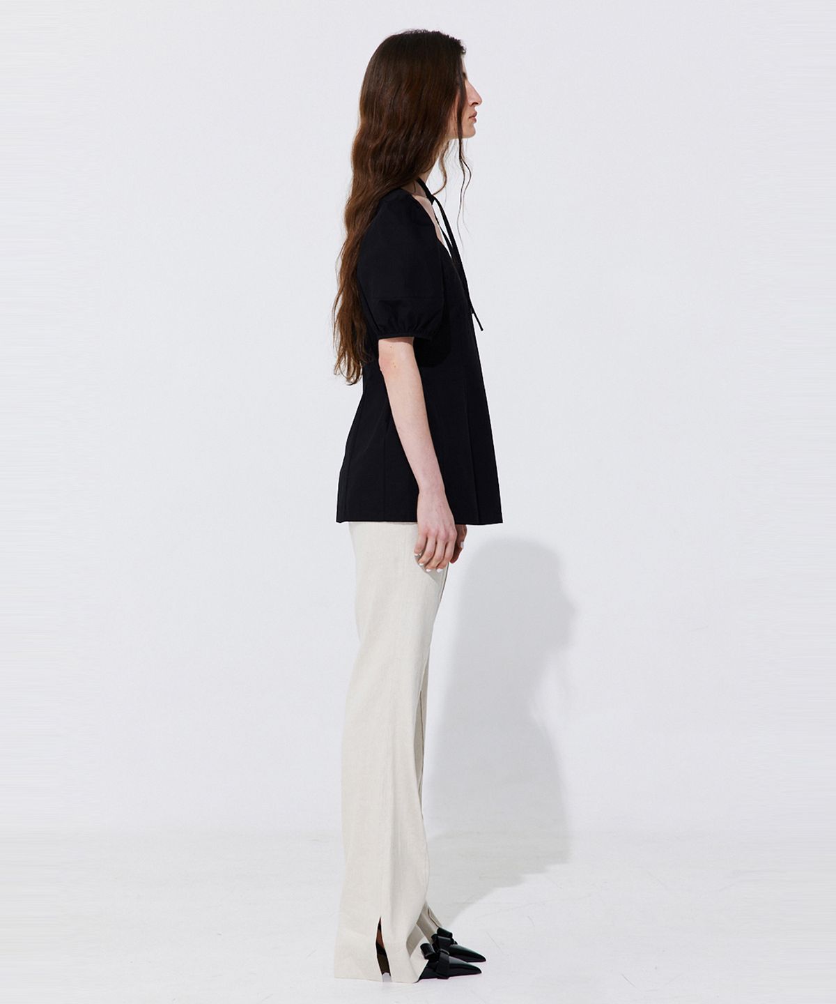 분더캄머(WNDERKAMMER) Linen semi-Bootscut Trousers_Light Beige (린넨 세미부츠컷 트라우져_라이트 베이지)