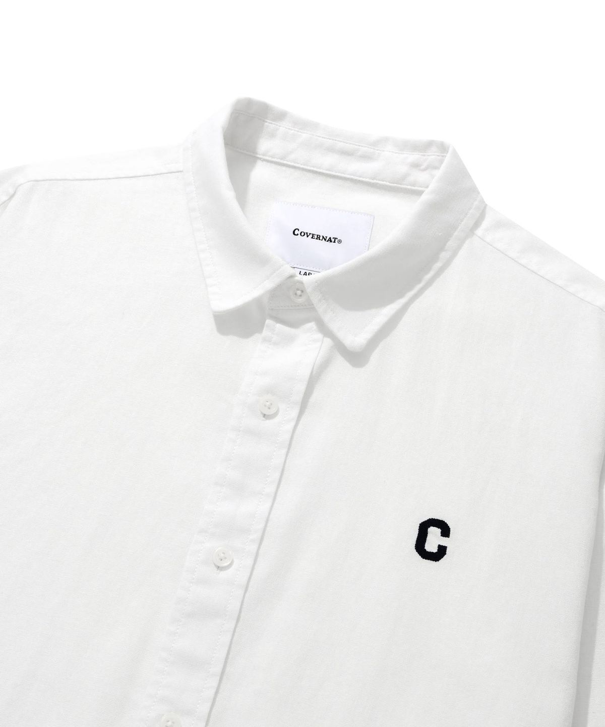 커버낫(COVERNAT) 린넨 체인 C 로고 셔츠 화이트
