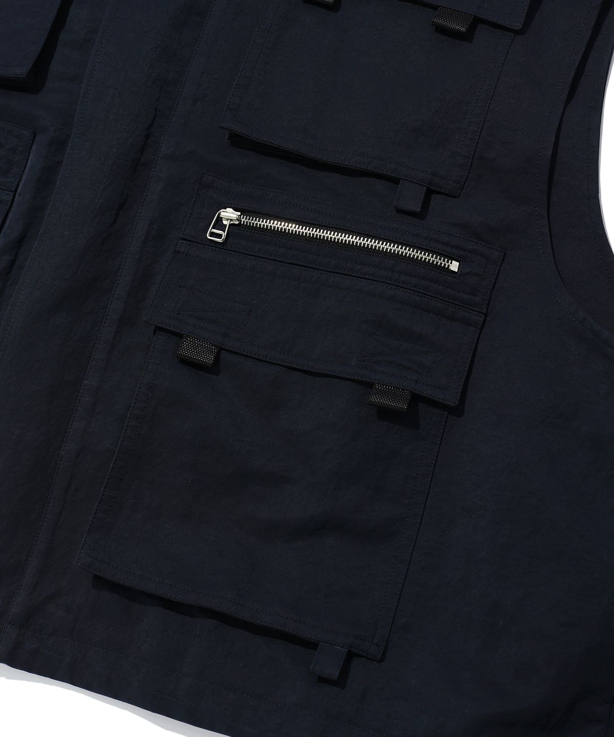 이에이(IEY) NYLON MULTI VEST Navy