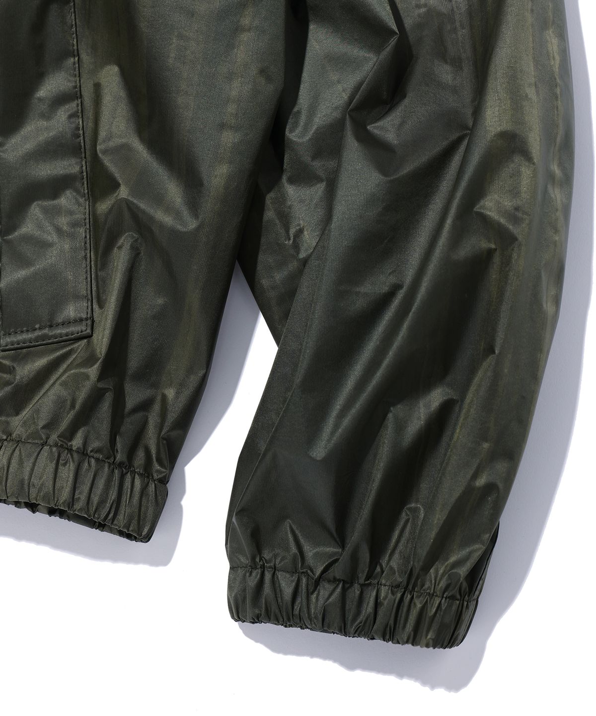 이에이(IEY) GLOSSING MULTI JUMPER Khaki