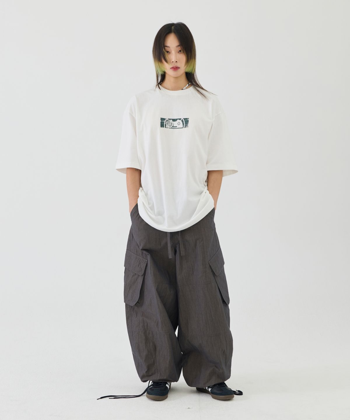 이스트서비스샵(eastserviceshop) Maximal Ballon Cargo Pants - Charcoal