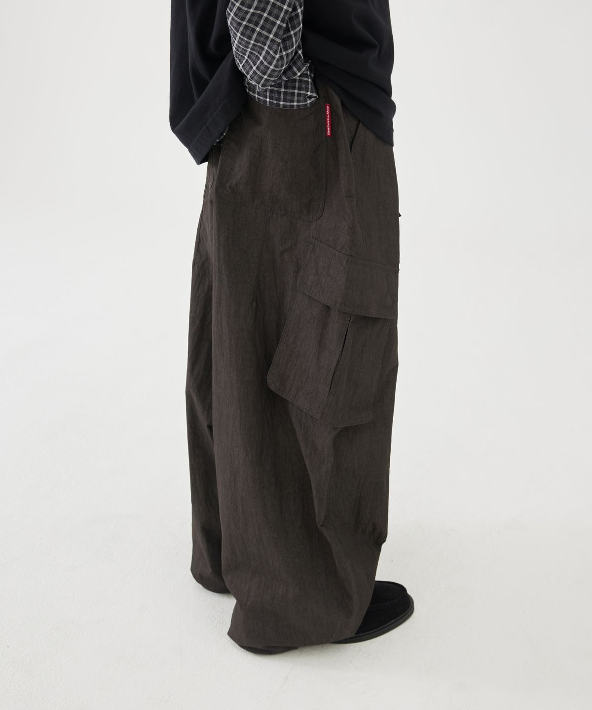 이스트서비스샵(eastserviceshop) Maximal Ballon Cargo Pants - Dirty Black