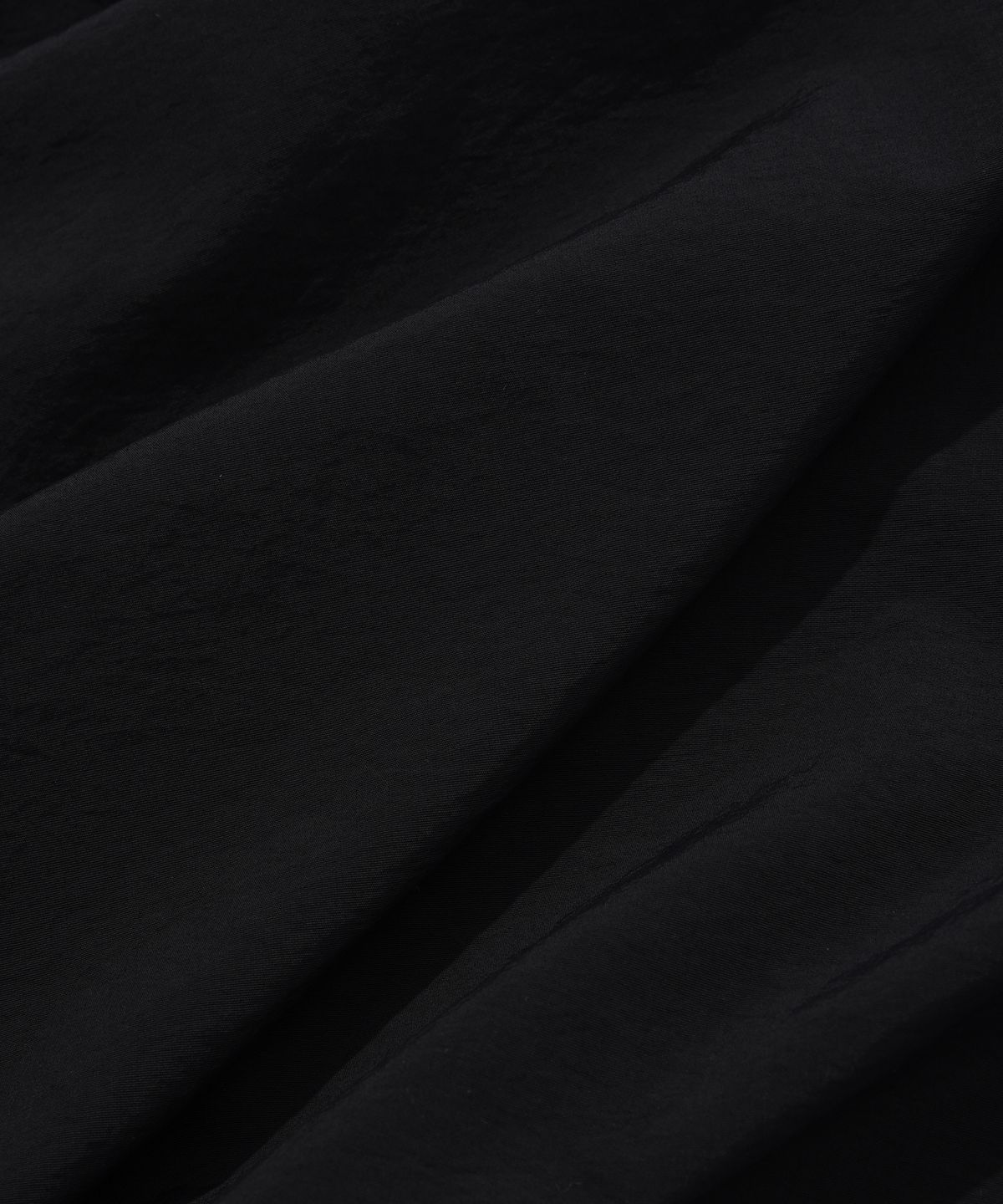 팔렛(FALLETT) 아트 클럽 파이핑 나일론 풀오버 블랙