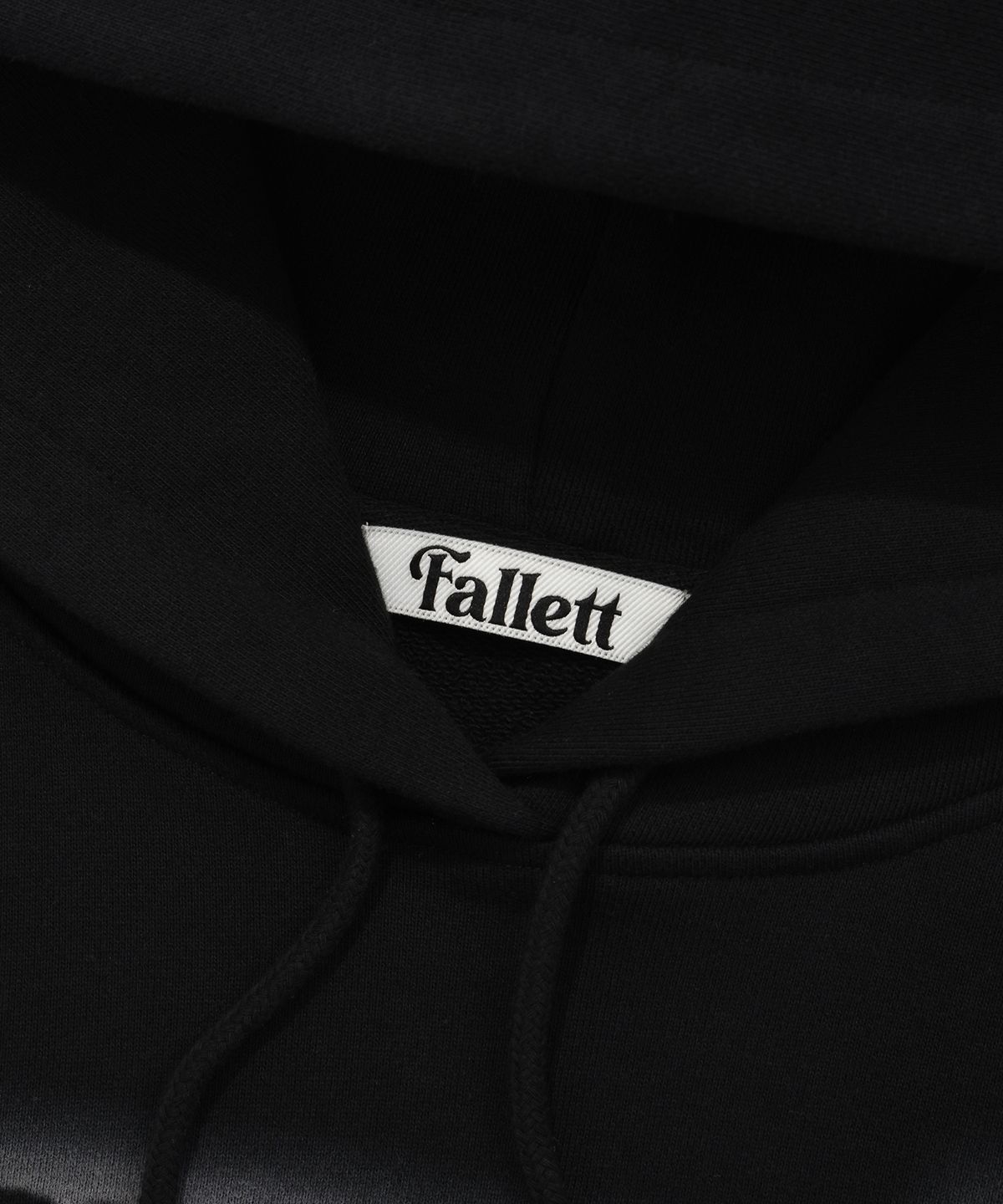 팔렛(FALLETT) 오버레이 타이포 후드 블랙