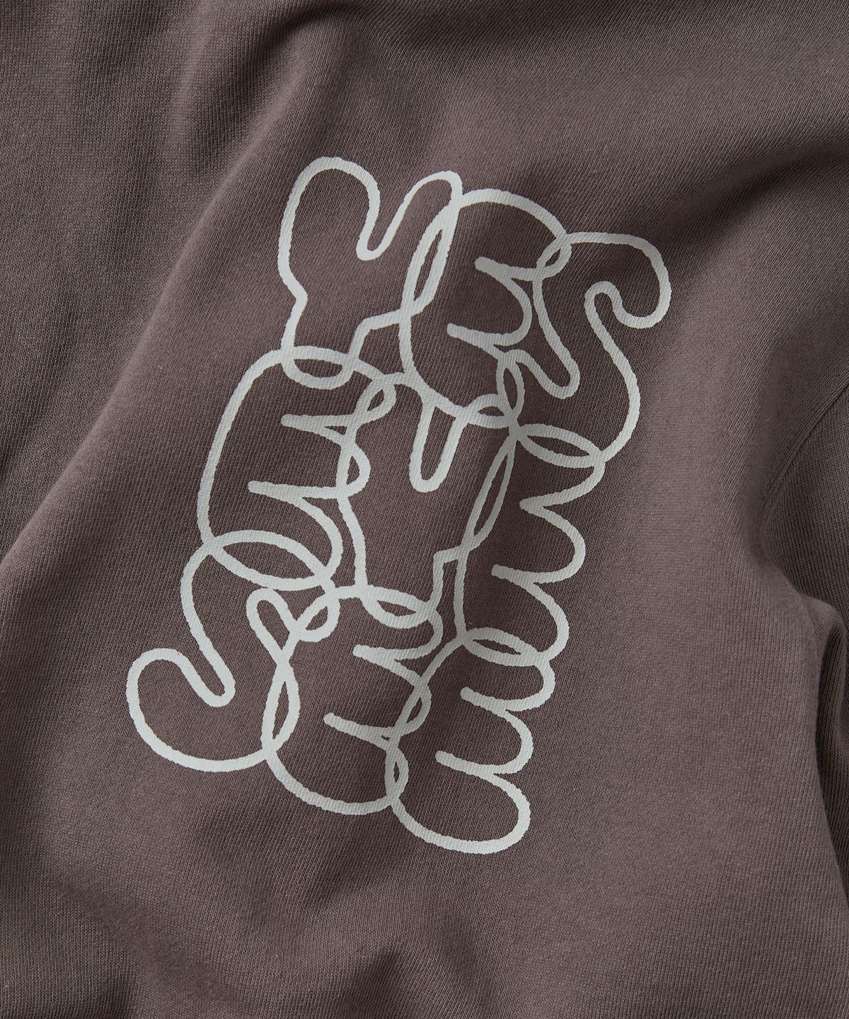 예스아이씨(YESEYESEE) C-Logo Hoodie Cocoa