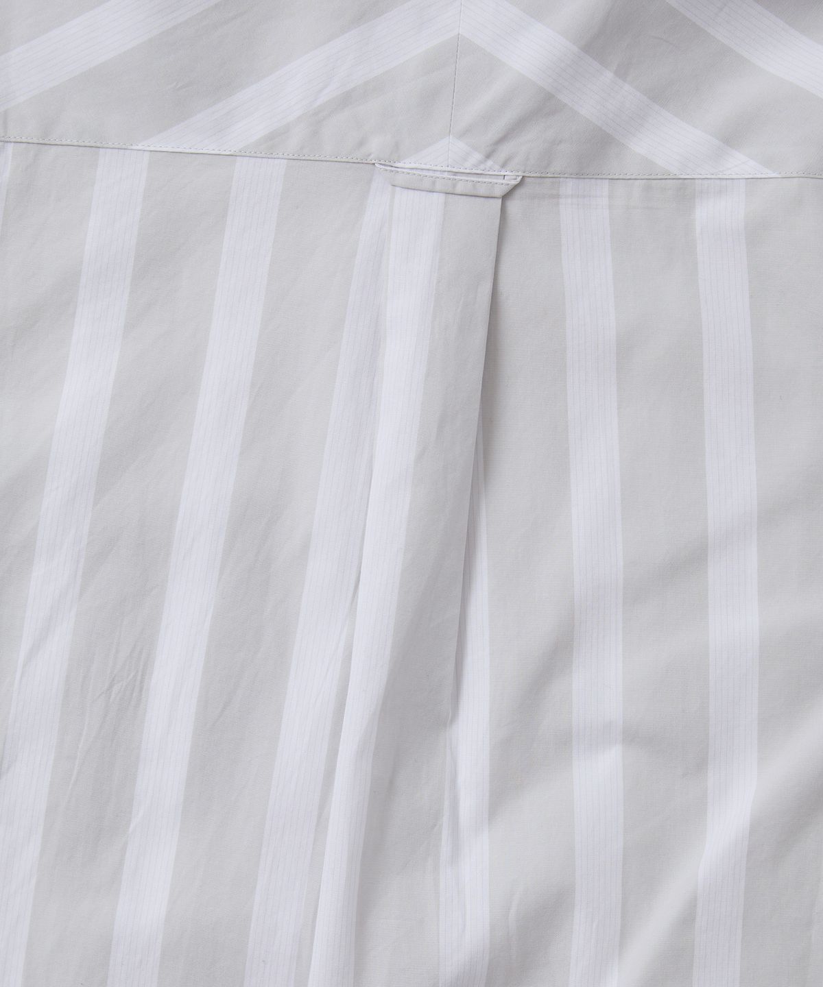 예스아이씨(YESEYESEE) Y.E.S Stripe Shirts Beige