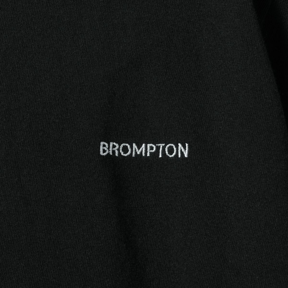 브롬톤 런던(BROMPTON LONDON) W BROMPTON LOGO T-SHIRT - BLACK (P242WTS610)