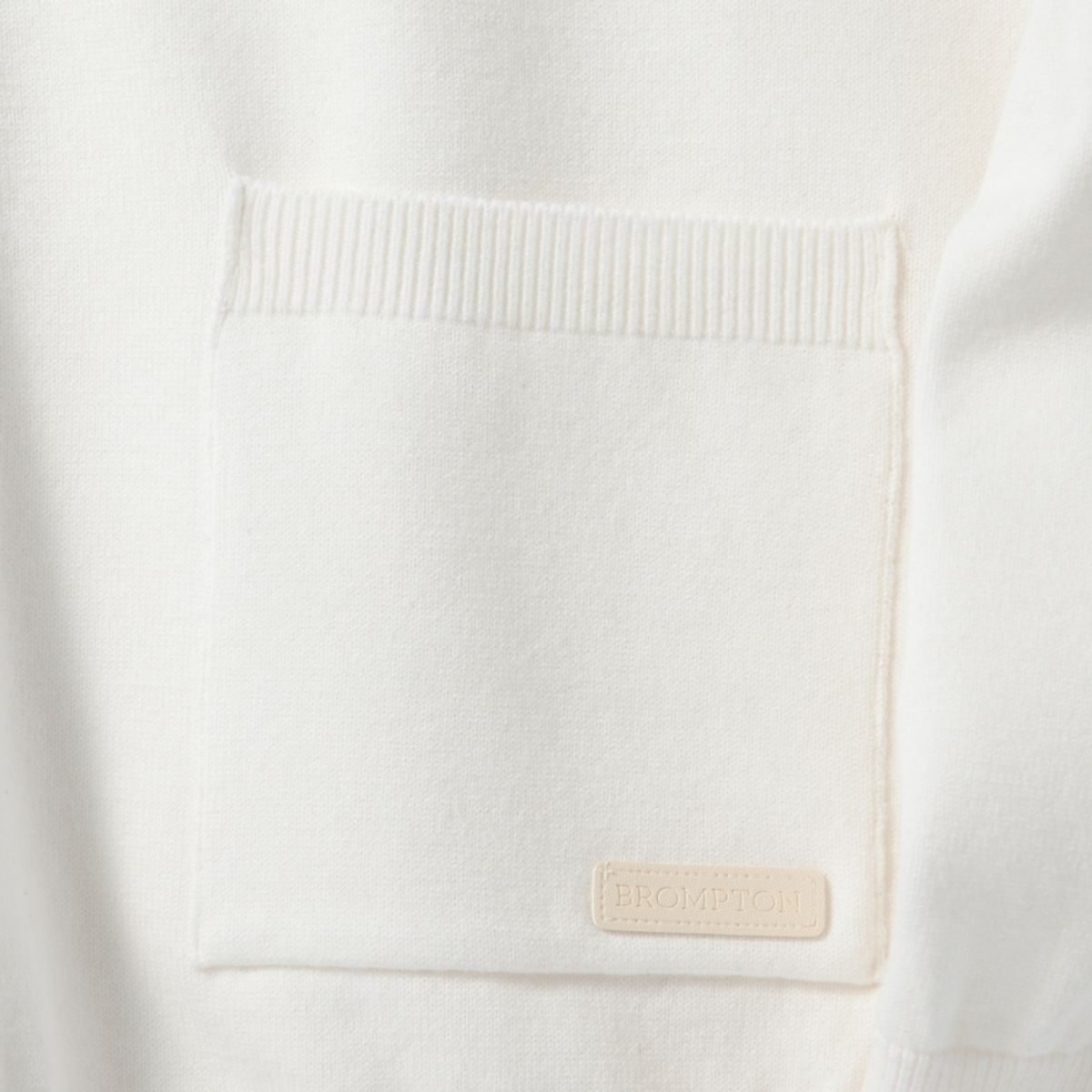 브롬톤 런던(BROMPTON LONDON) BACK POINT V-NECK CARDIGAN - IVORY (P241UCD403)