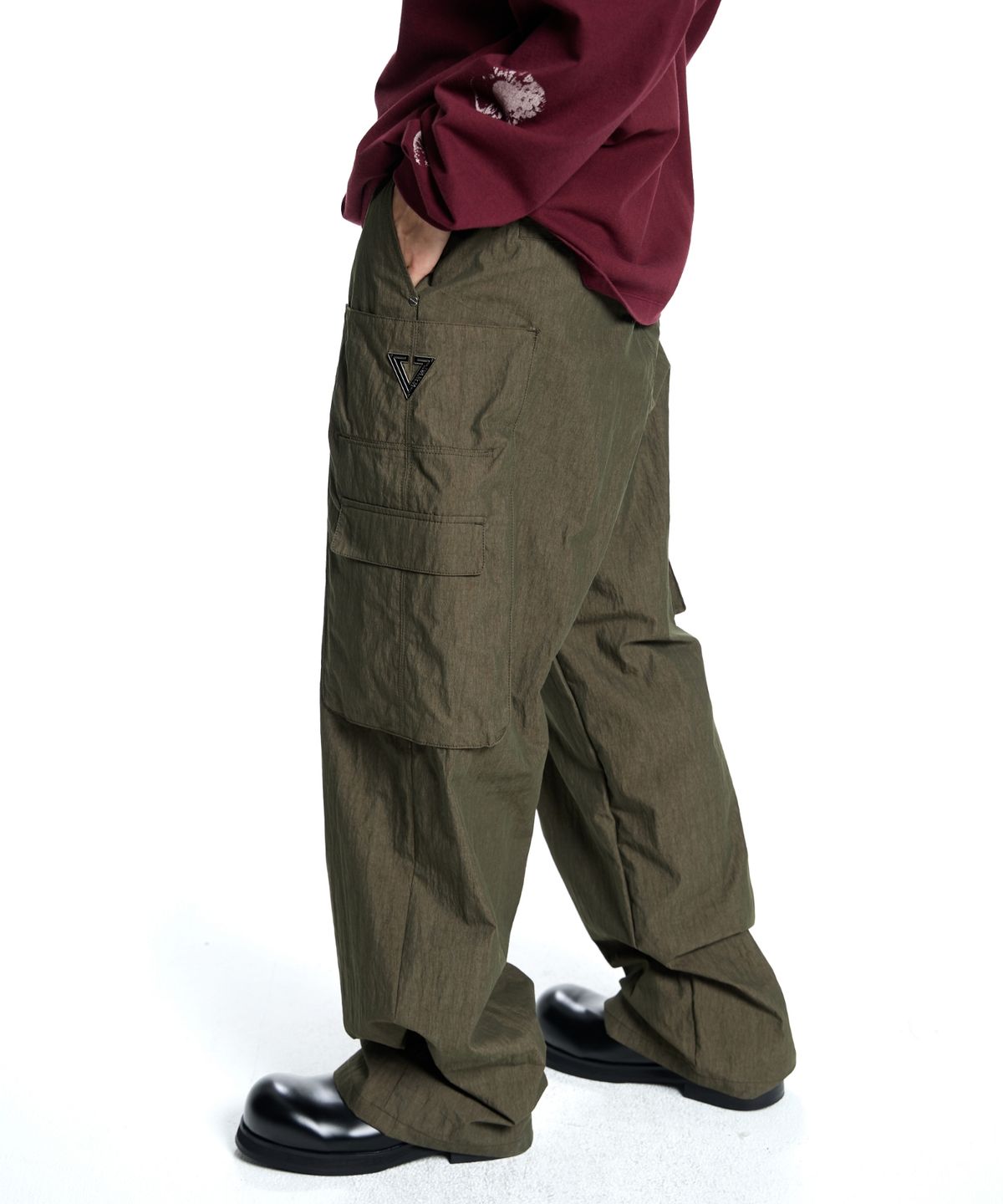 본바트(VONVAT) Big Cargo Wooven Trousers (Khaki)