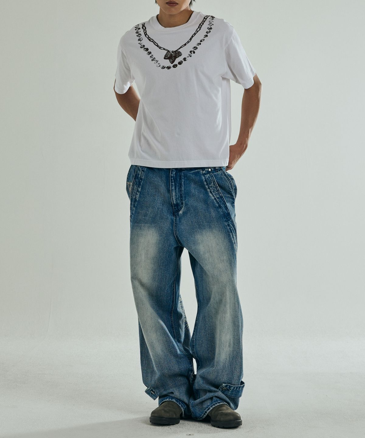 본바트(VONVAT) Bold Incision Wide Jeans (Indigo)