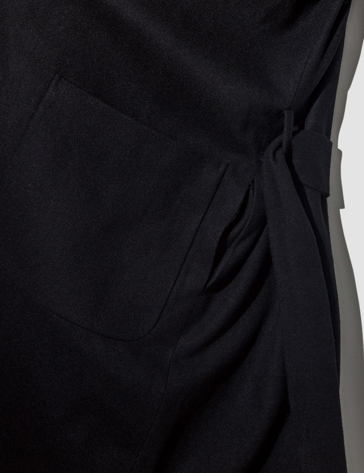 펀치드렁크파티즈(PUNCH DRUNK PARTIES) Dead Mans Coat (BLACK)