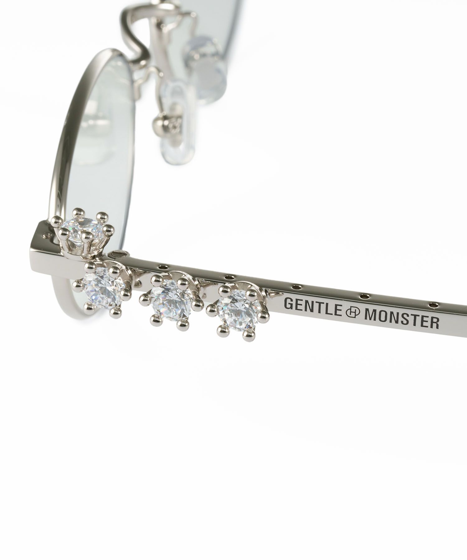 MUSINSA RAFFLE | ディヘラ × ジェントルモンスター PIERCED 02