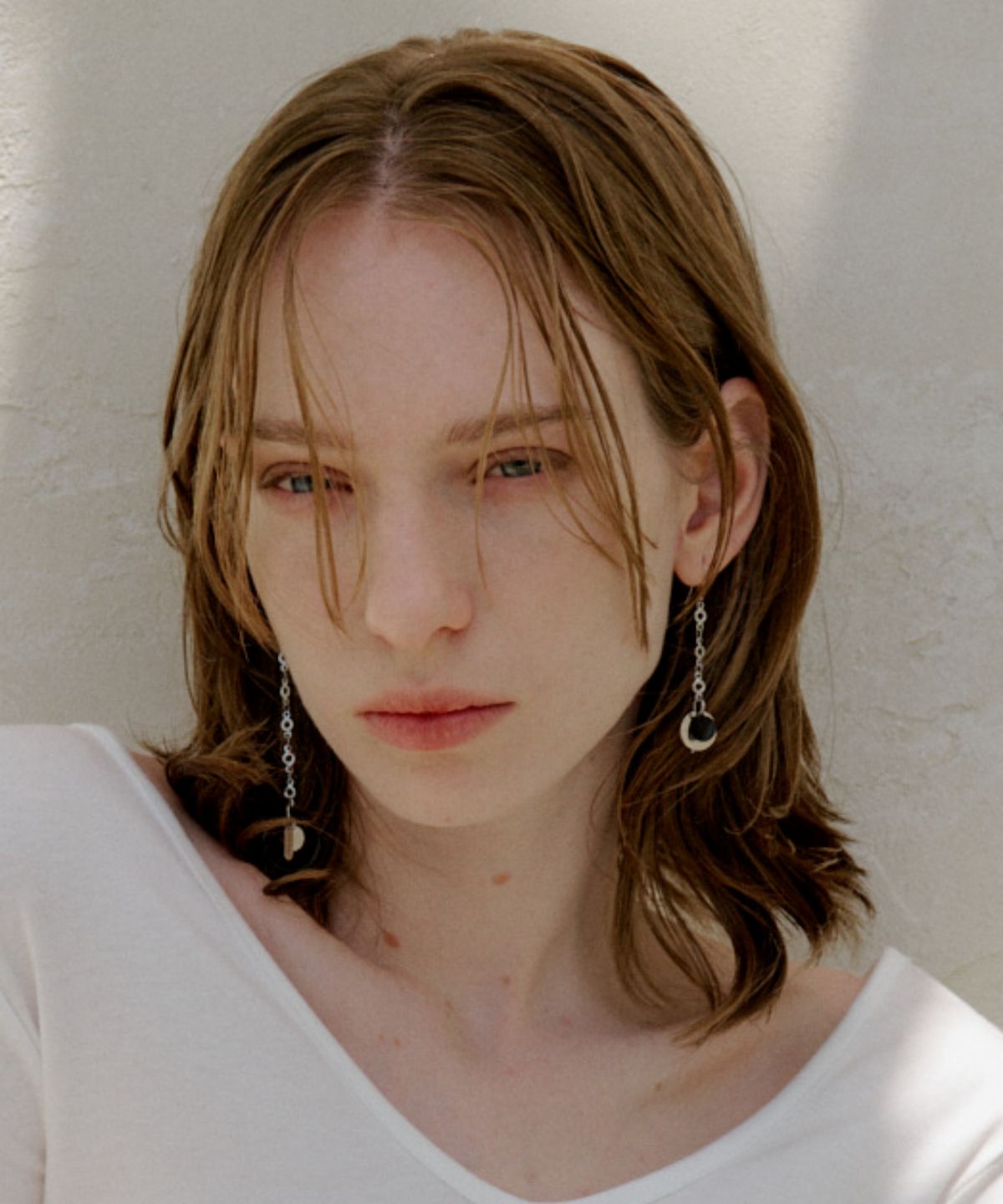 라이즈 모어(RISE MORE) 블랙 써클 귀걸이