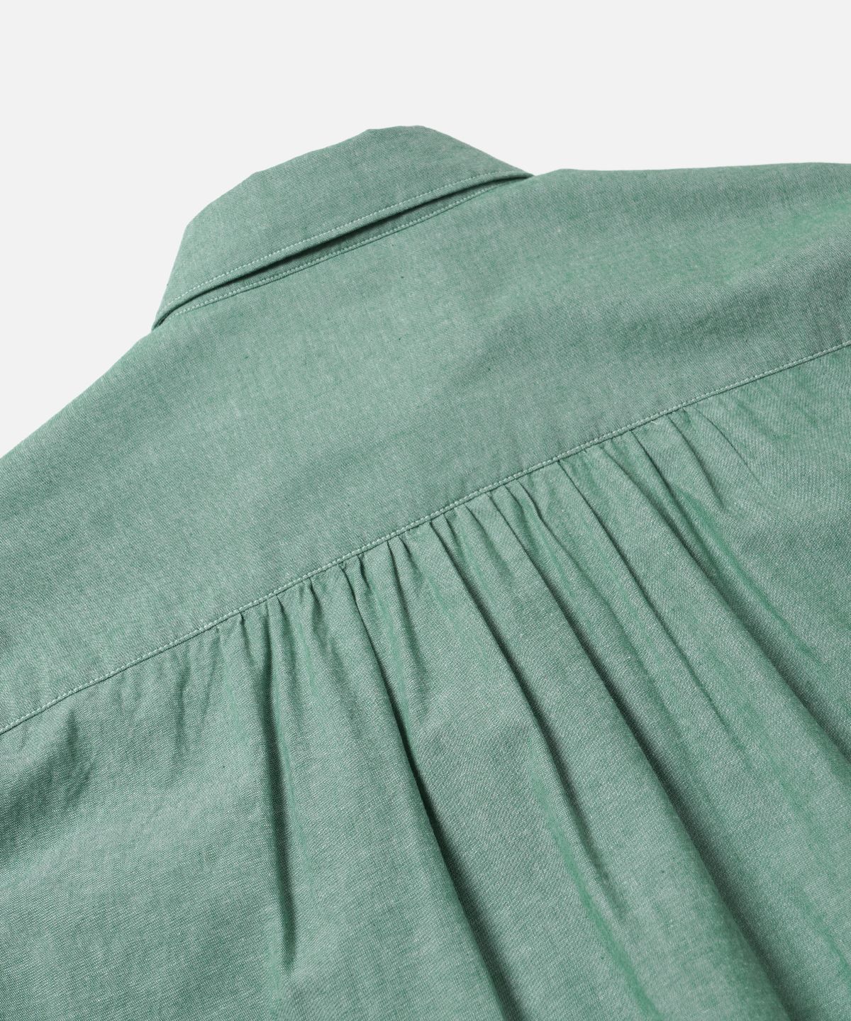 프리즘웍스(FRIZMWORKS) CIGARETTE POCKET CHAMBRAY SHIRT _ GREEN