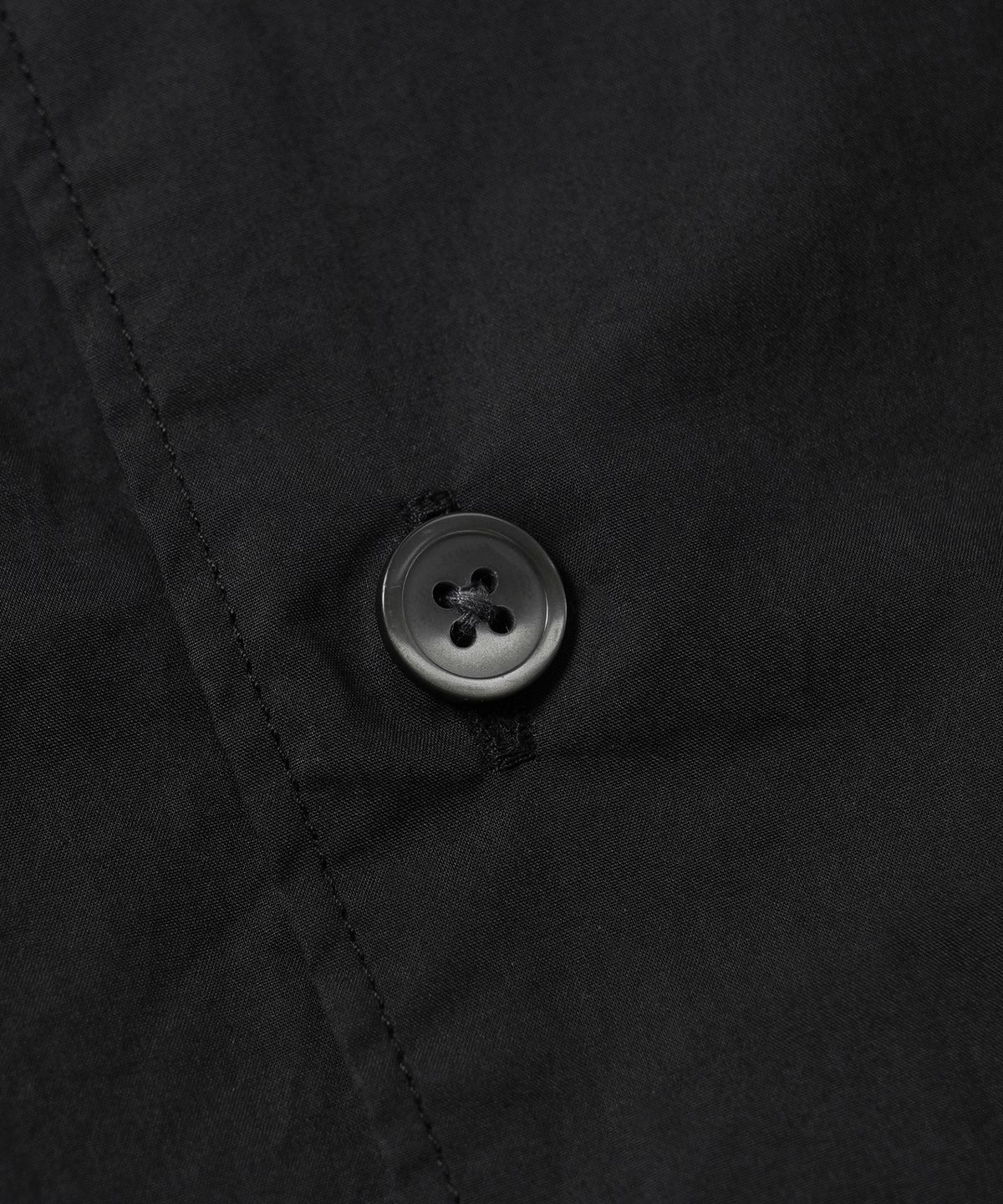 프리즘웍스(FRIZMWORKS) TYPEWRITER RELAXED SHIRT _ BLACK