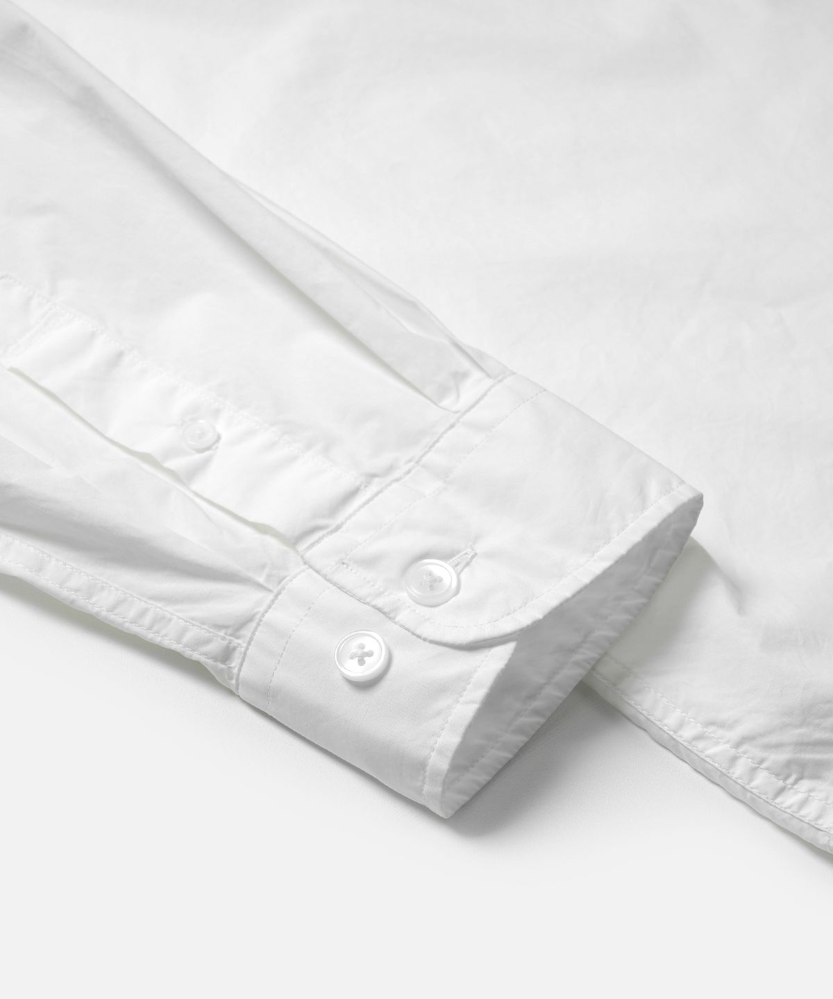 프리즘웍스(FRIZMWORKS) TYPEWRITER RELAXED SHIRT _ WHITE