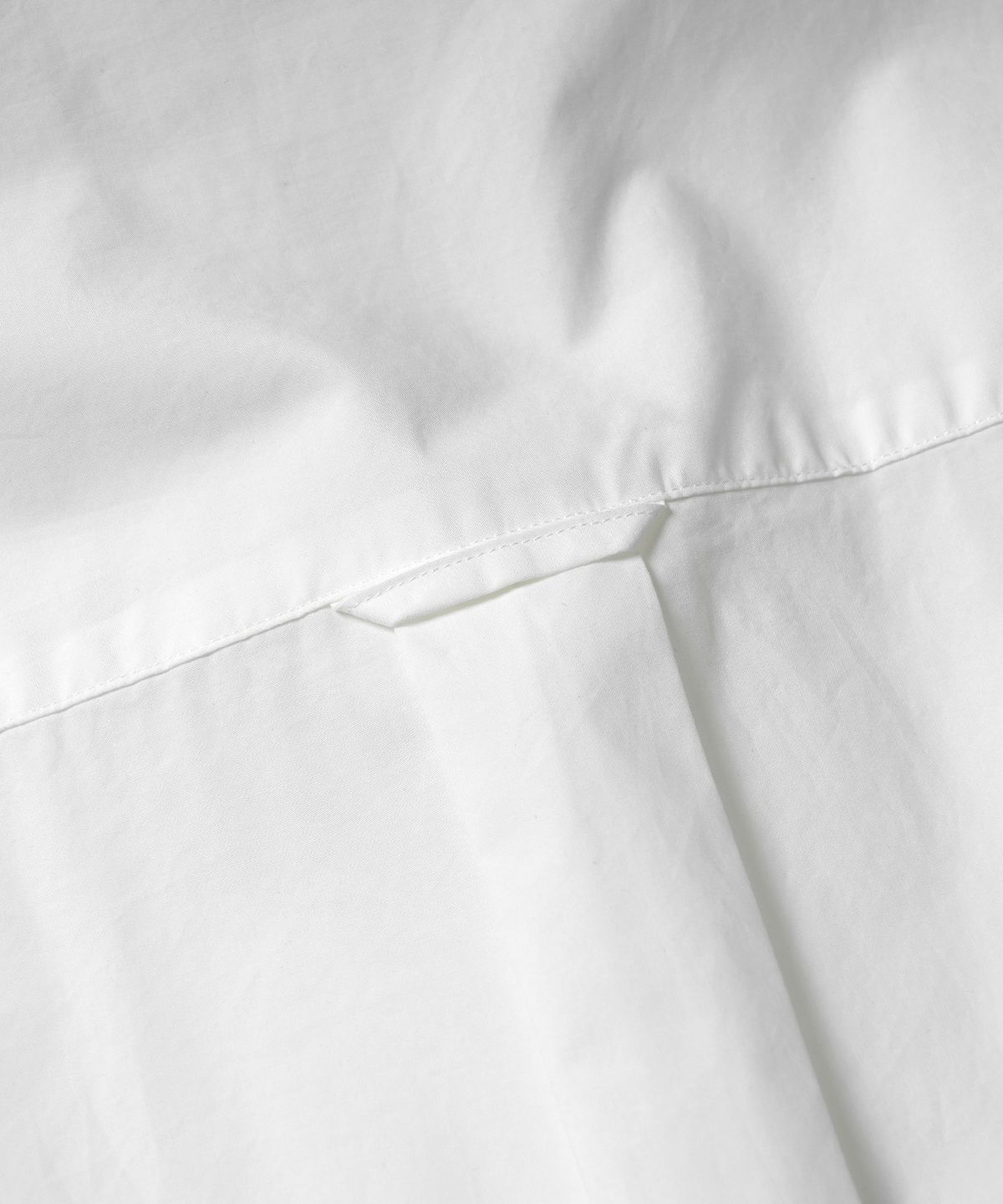 프리즘웍스(FRIZMWORKS) TYPEWRITER RELAXED SHIRT _ WHITE