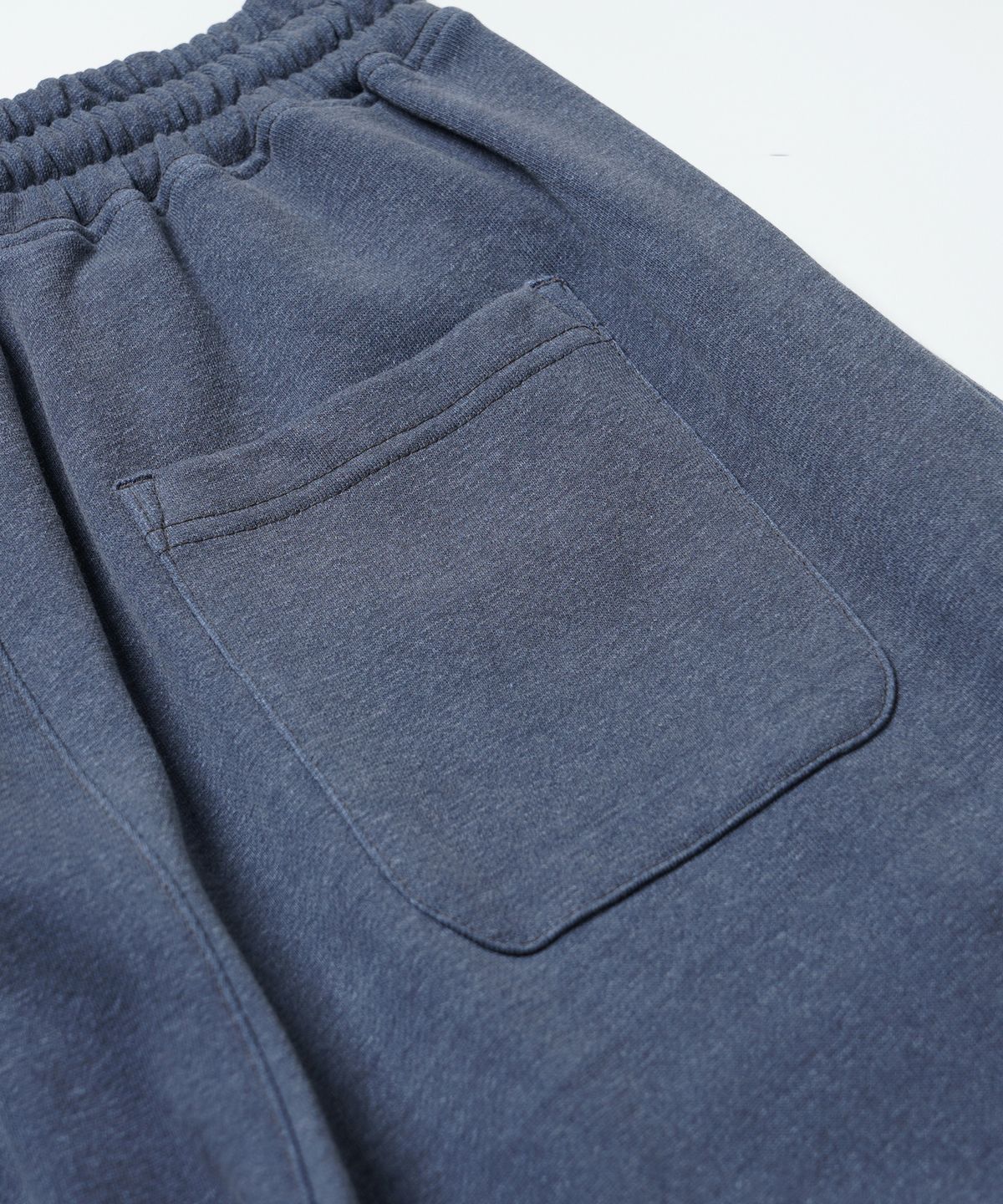 프리즘웍스(FRIZMWORKS) PIGMENT TERRY TRACK PANTS _ BLUE