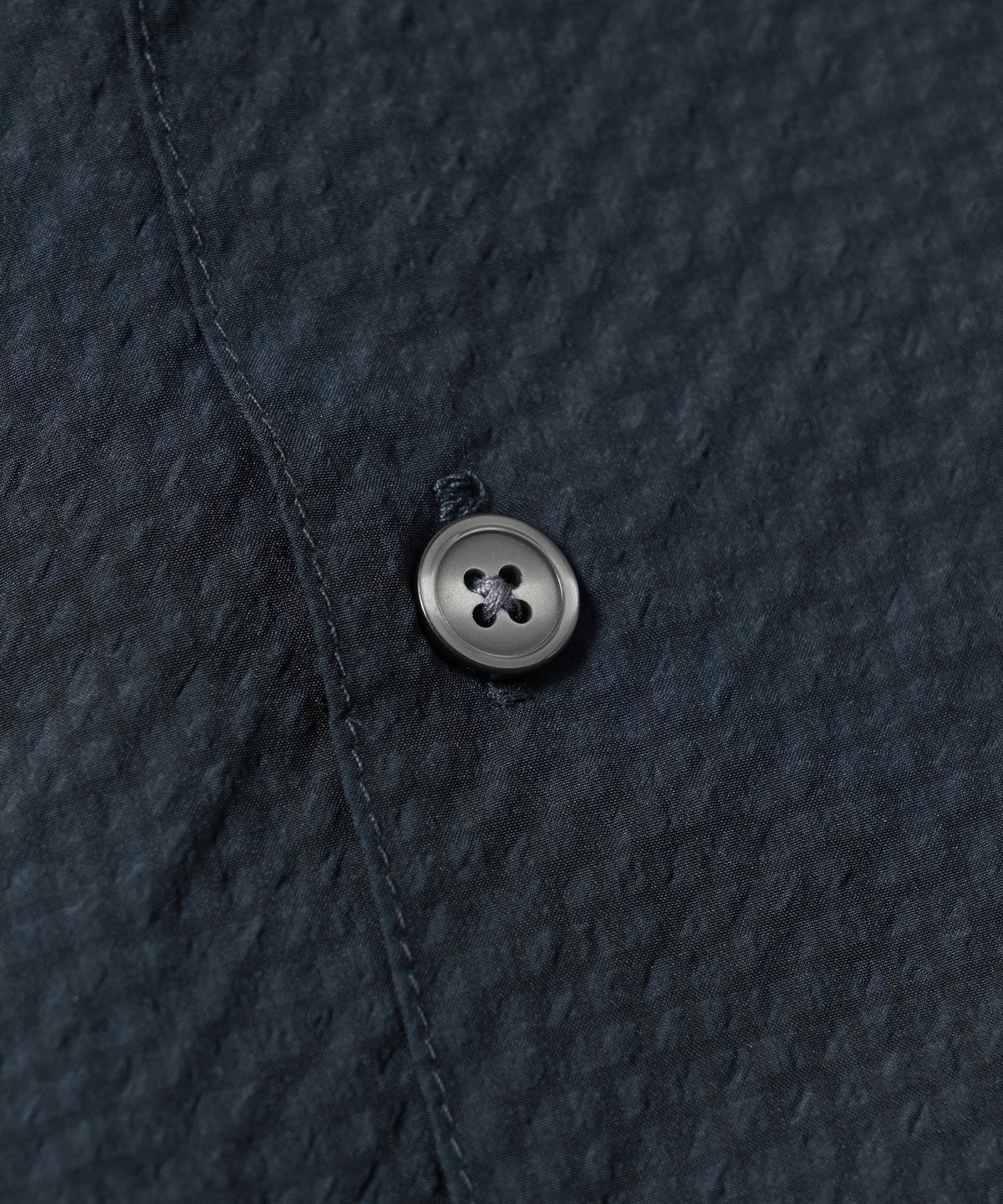 프리즘웍스(FRIZMWORKS) OPEN COLLAR SOLID SEERSUCKER SHIRT _ NAVY