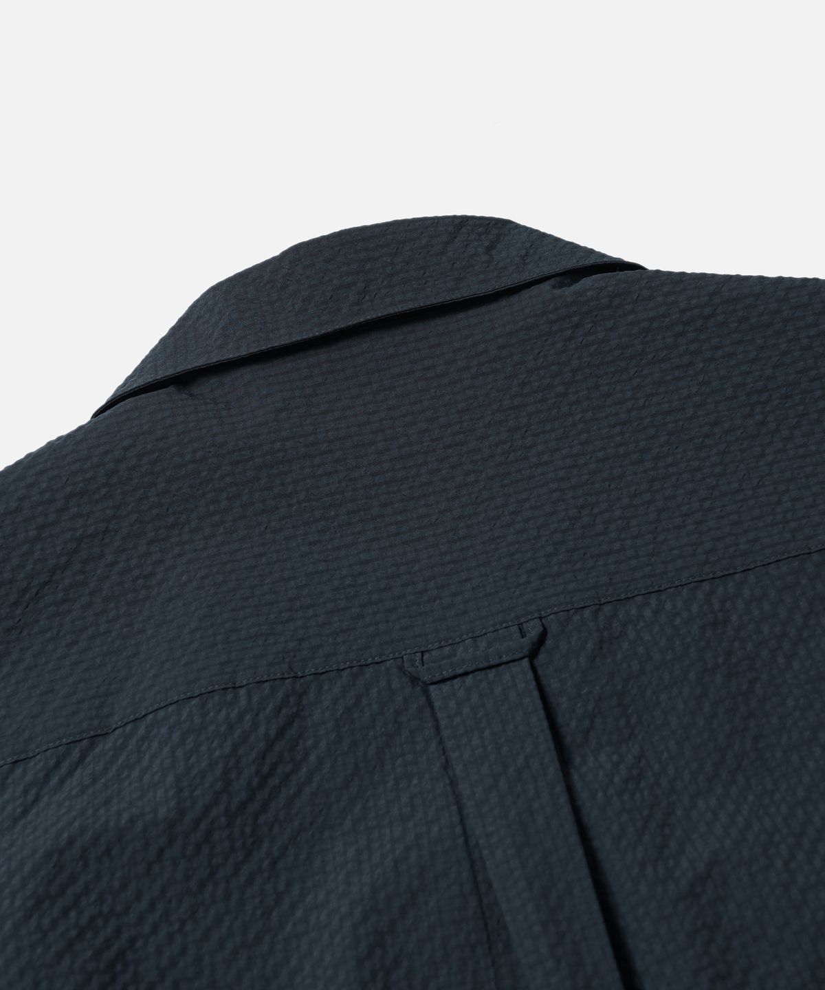 프리즘웍스(FRIZMWORKS) OPEN COLLAR SOLID SEERSUCKER SHIRT _ NAVY