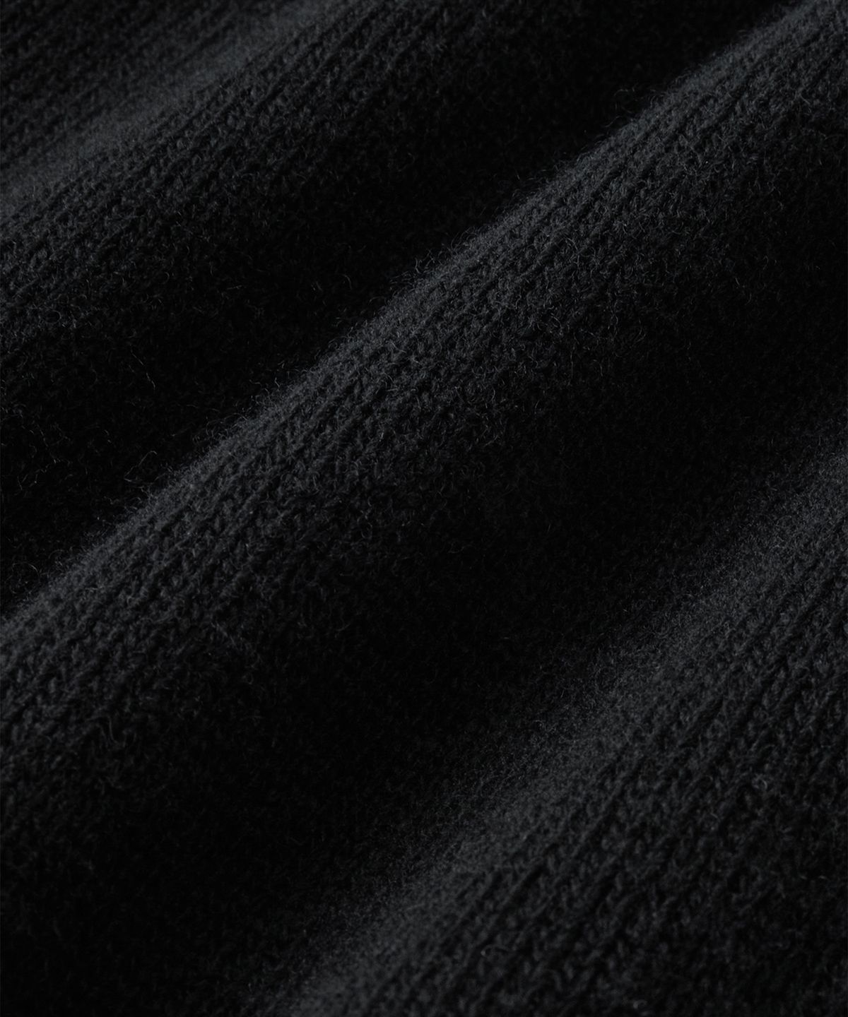브랜디드(BRANDED) AFTER ROUND CROP CARDIGAN [BLACK]