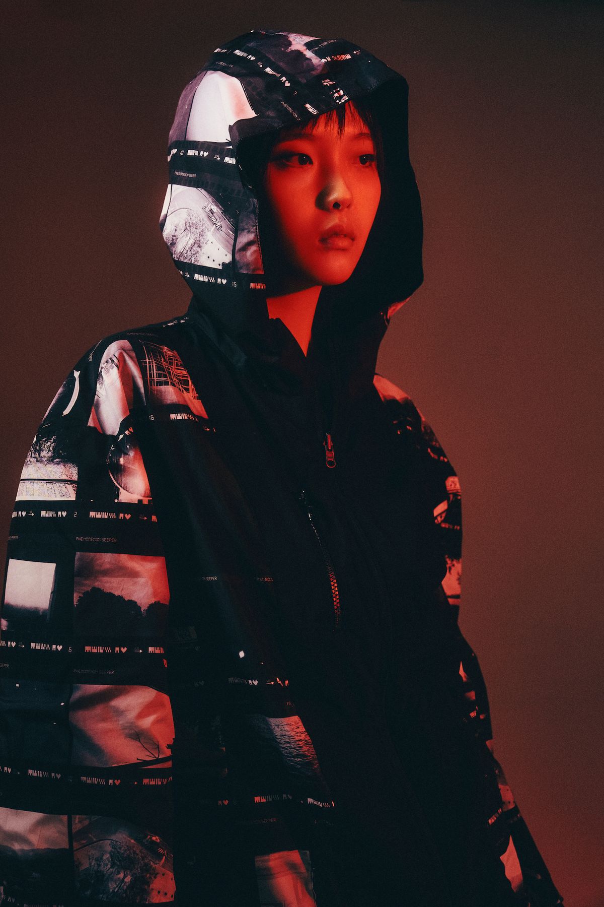 페노메논시퍼(PHENOMENON SEEPER) REVERSIBLE FILM JUMPER