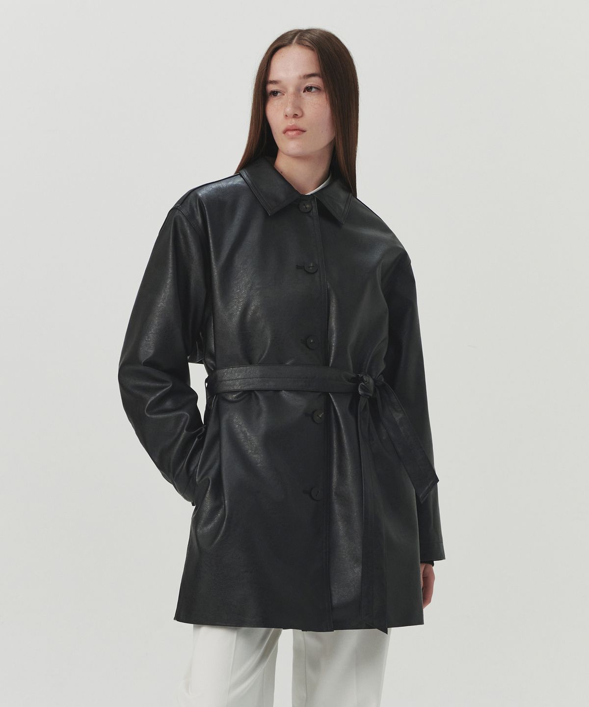 르바(LEVAR) Faux Leather Half Trench Coat - Black
