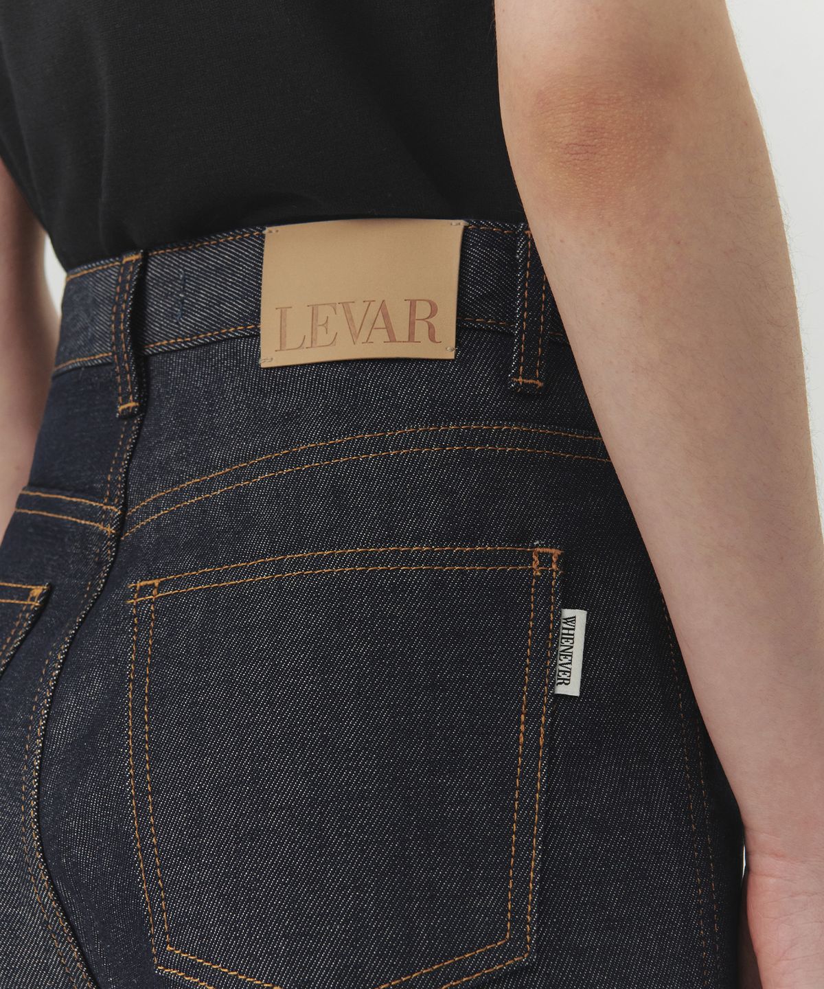 르바(LEVAR) Non-fade Standard Denim - Indigo Black