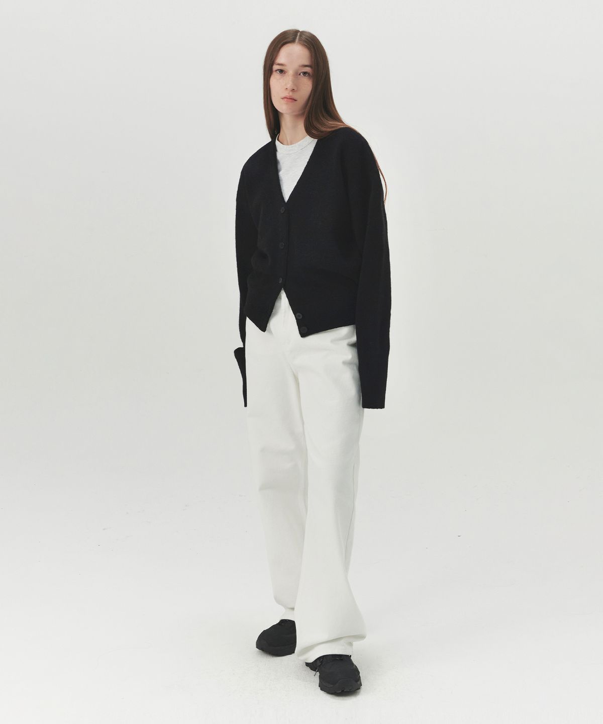 르바(LEVAR) Plain Mohair V-neck Cardigan - Black