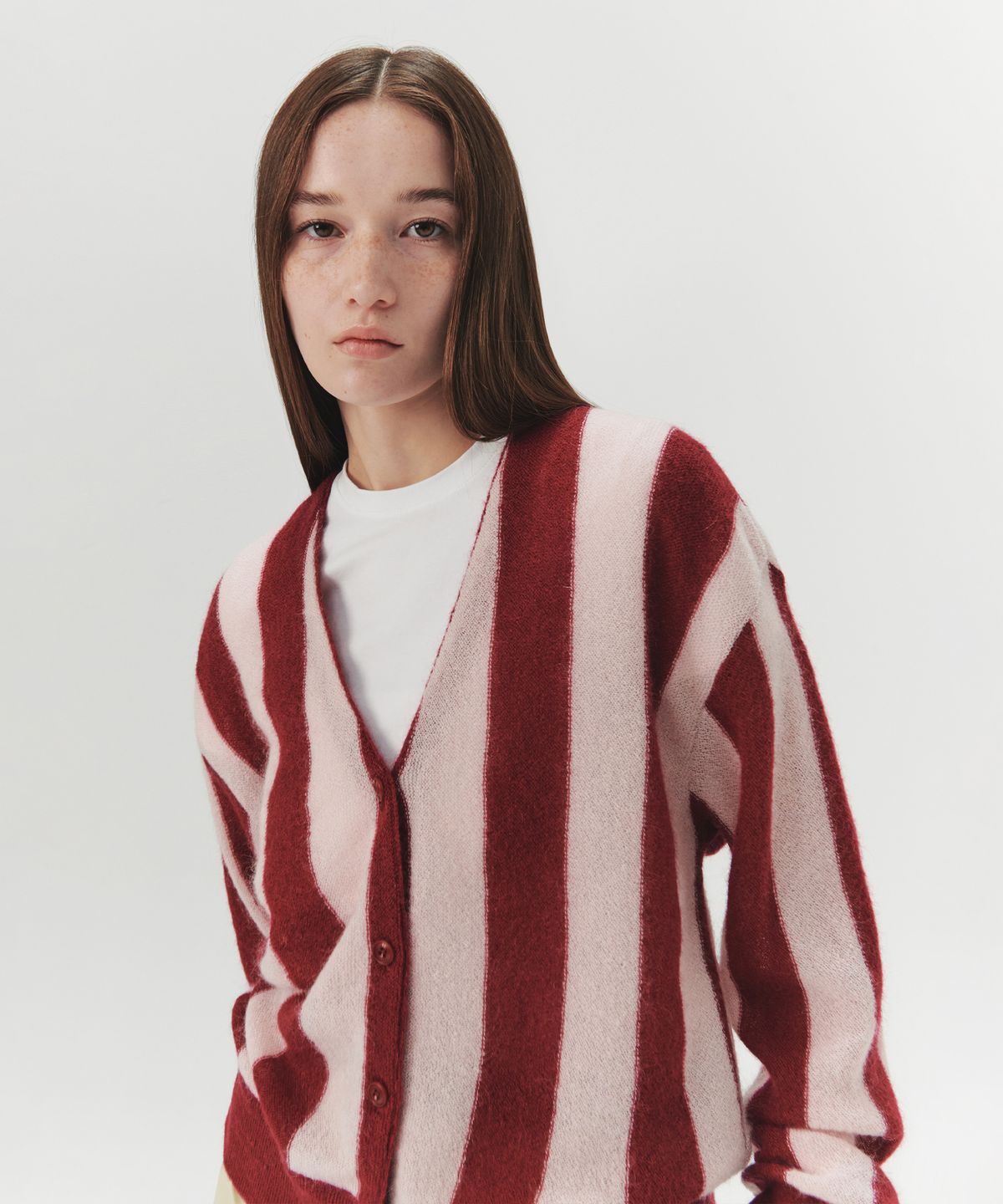 르바(LEVAR) Stripe Mohair V-neck Cardigan - Pink/Wine