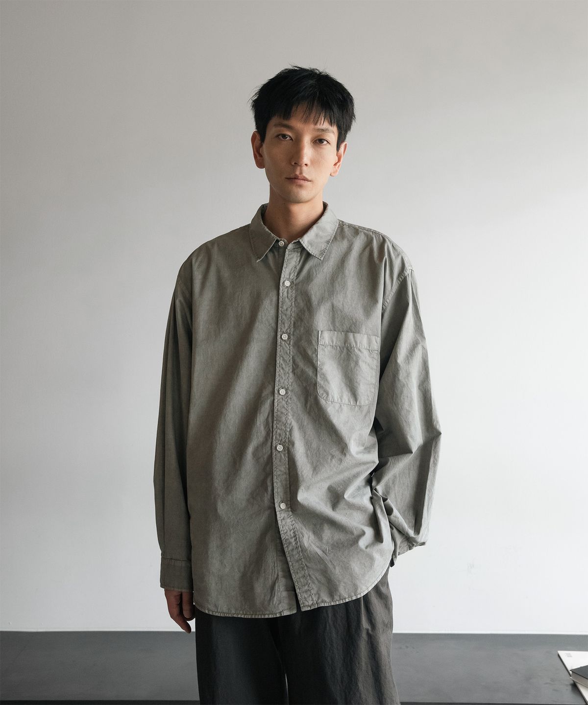 어나더 오피스(ANOTHER OFFICE) Bold Garment Shirt (Dusty Gray)
