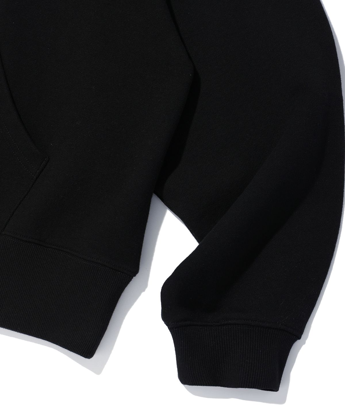 이에이(IEY) IDENTITY BLOCK HOODIE Black