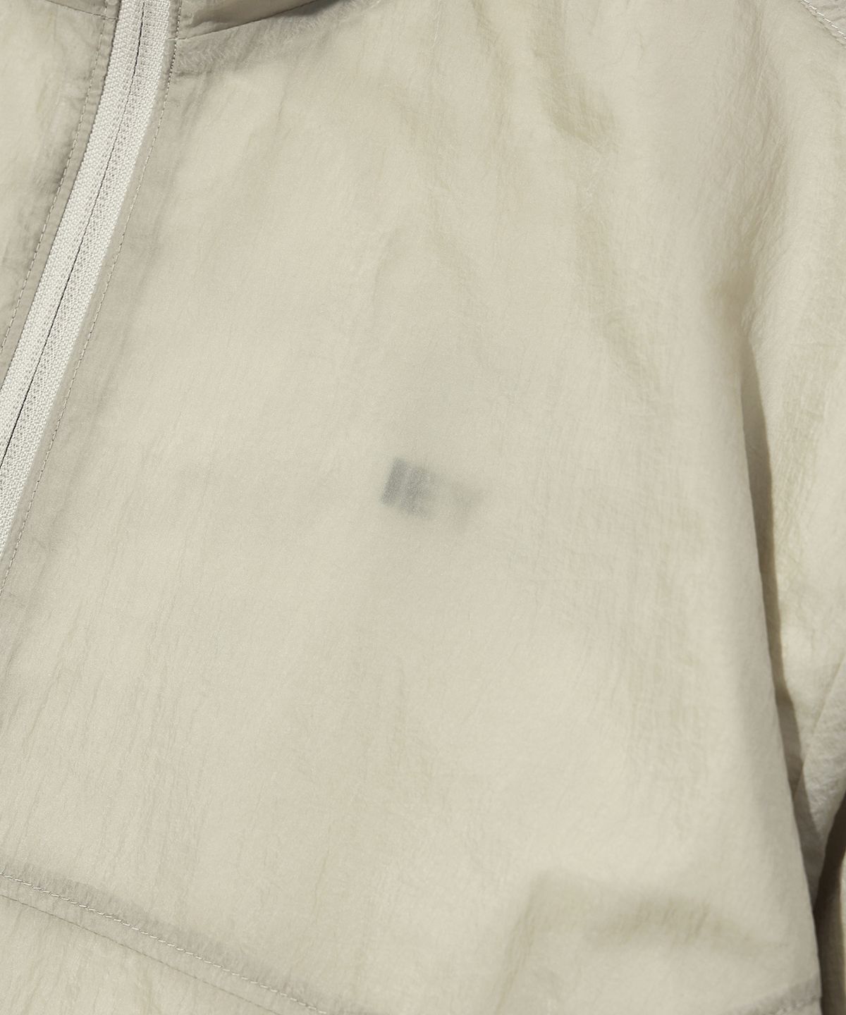 이에이(IEY) BACKLOGO BLEND JUMPER Beige