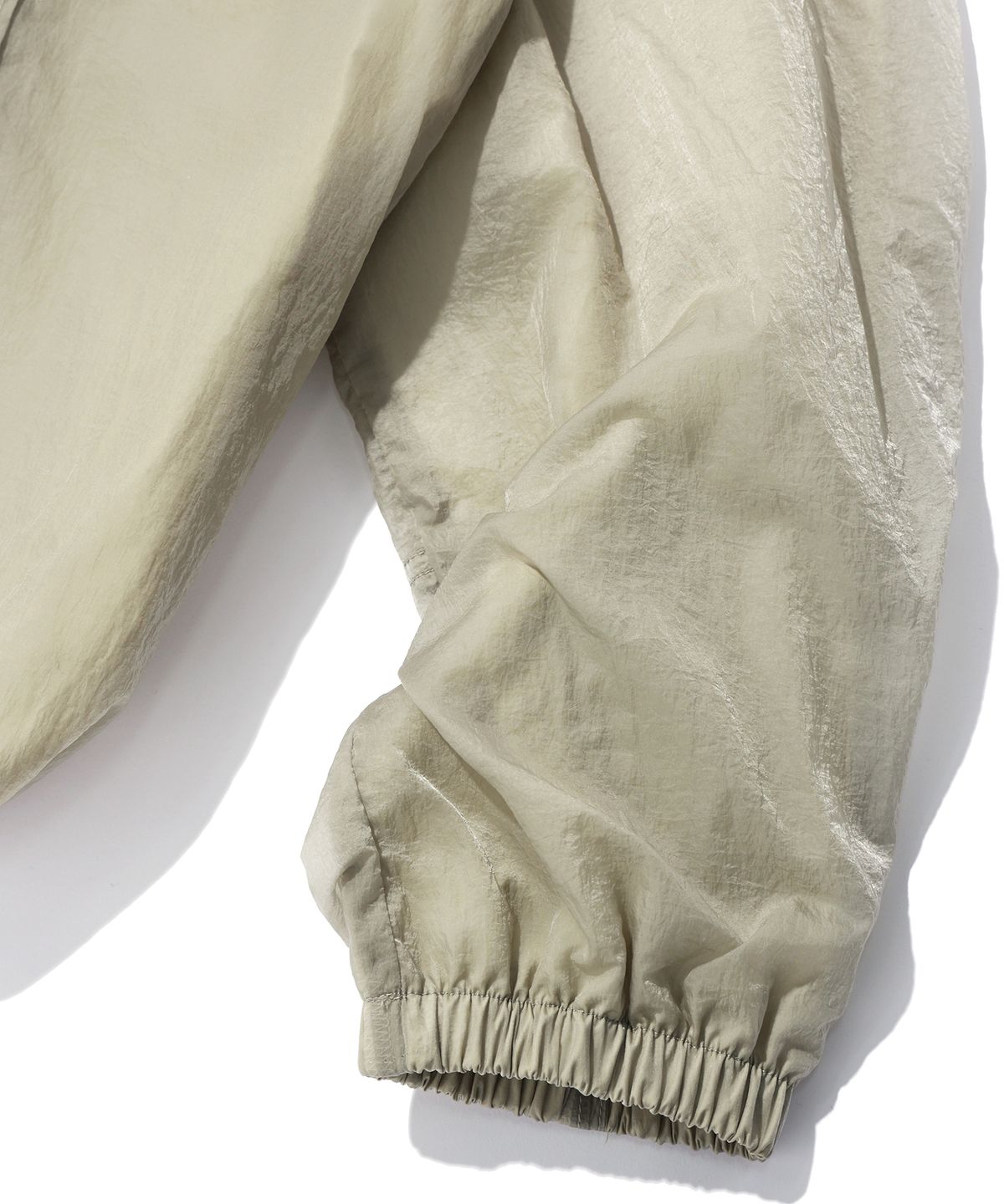 이에이(IEY) BACKLOGO BLEND JUMPER Beige