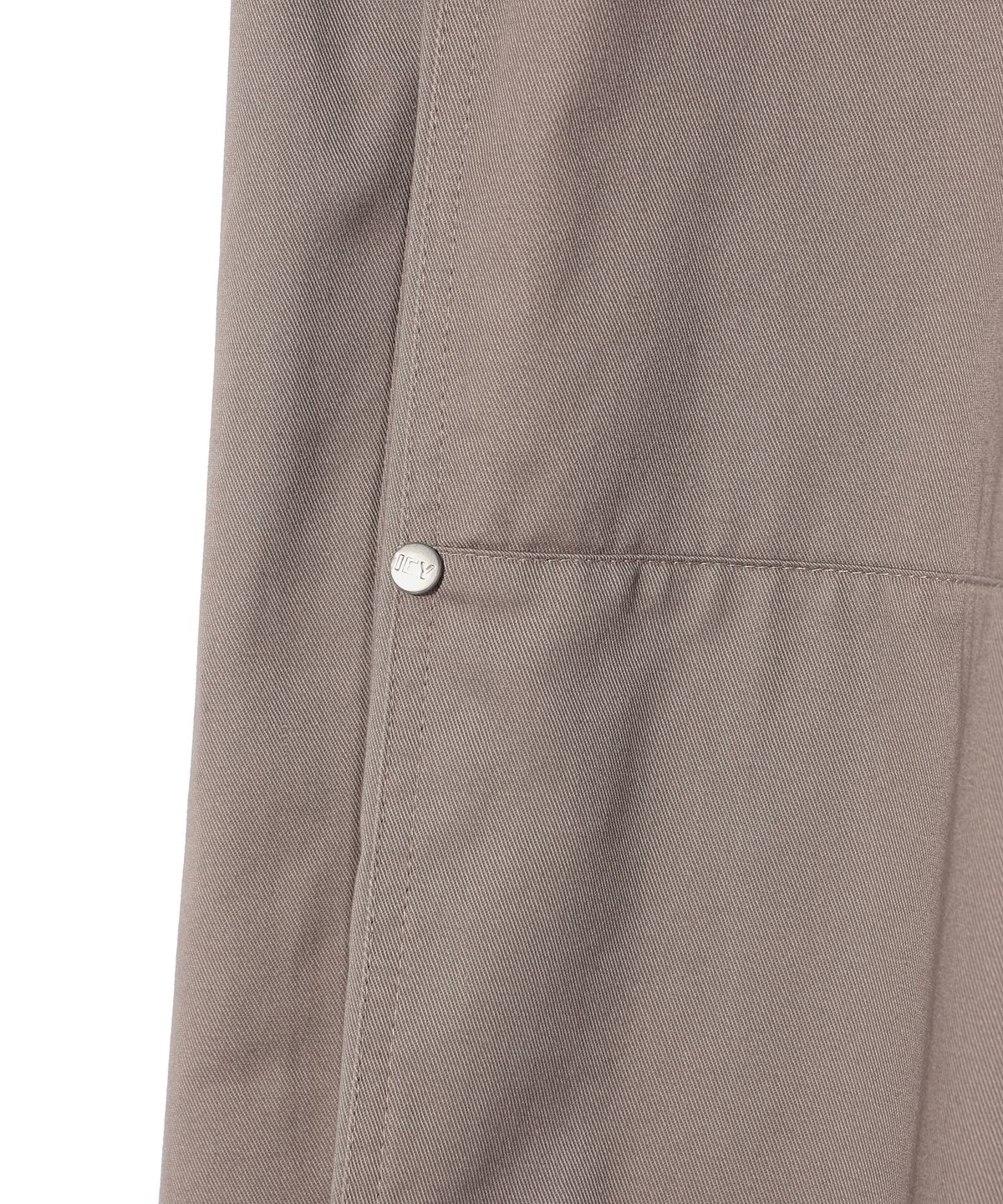 이에이(IEY) PANI SIDE TUCK PANTS Beige